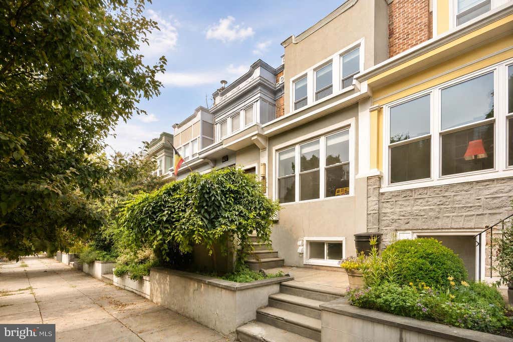 Photo of 866 Corinthian Avenue, PHILADELPHIA, PA 19130 (MLS # PAPH2650280)