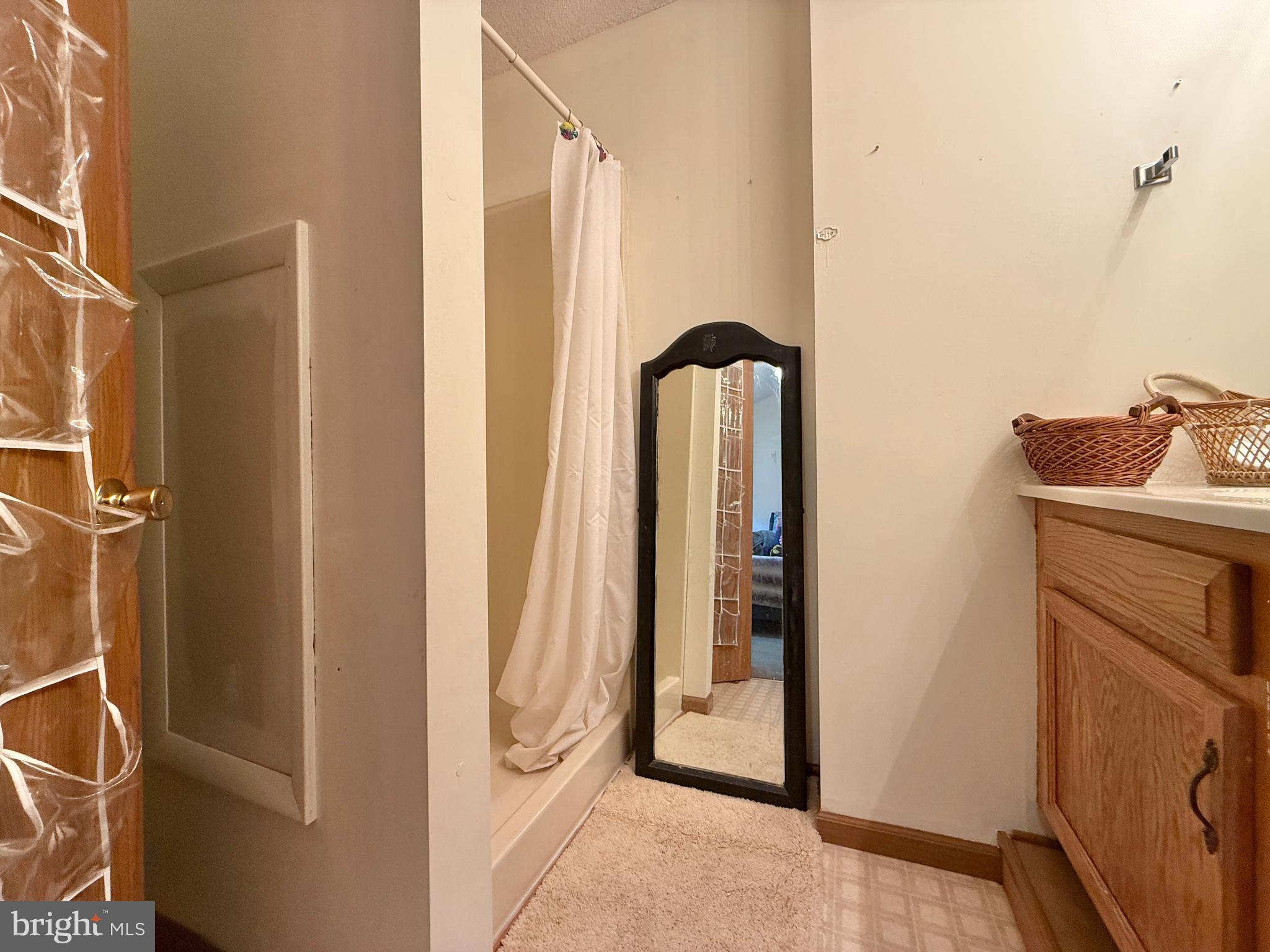 THE WOODS - Residential