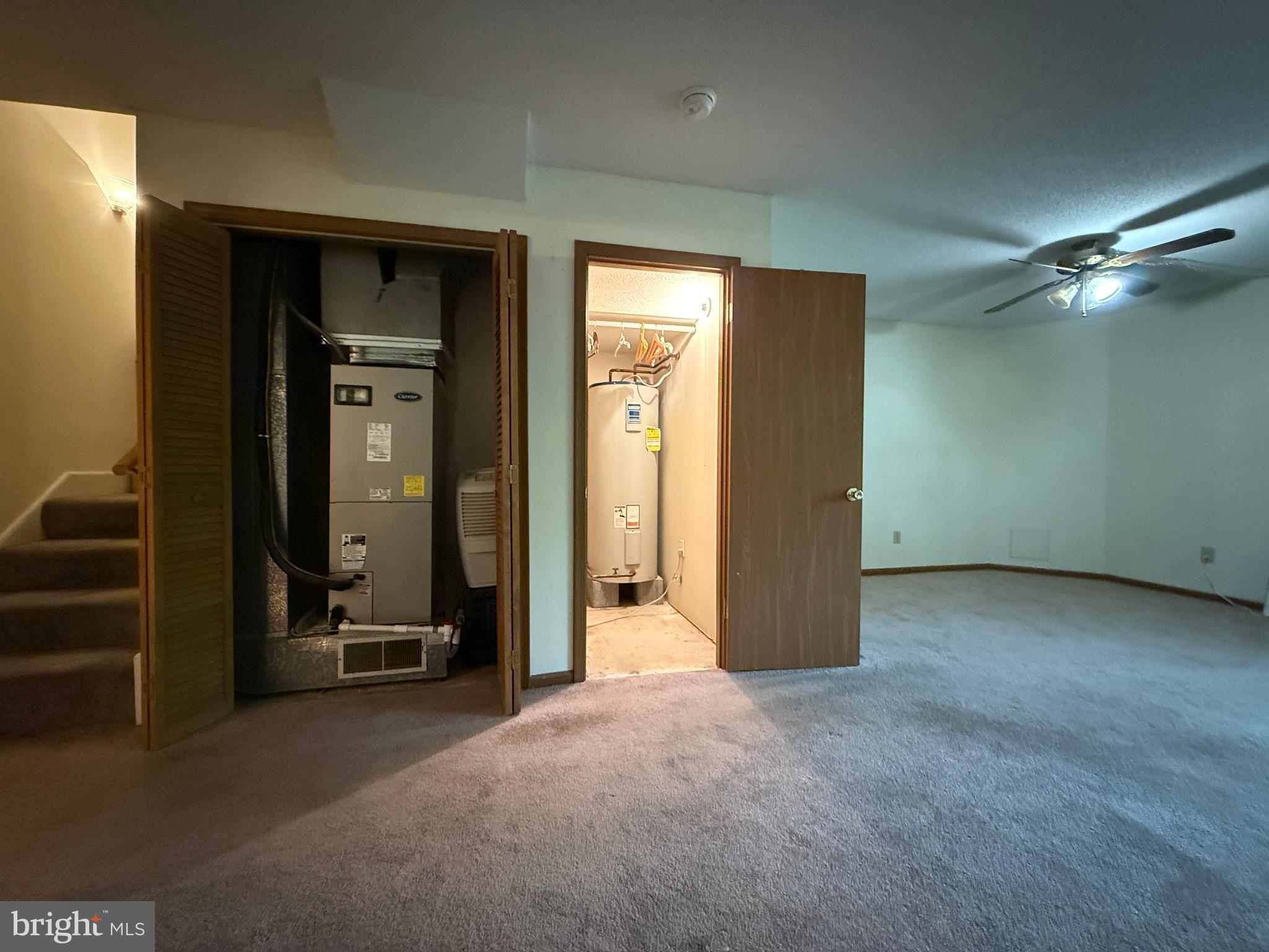 THE WOODS - Residential