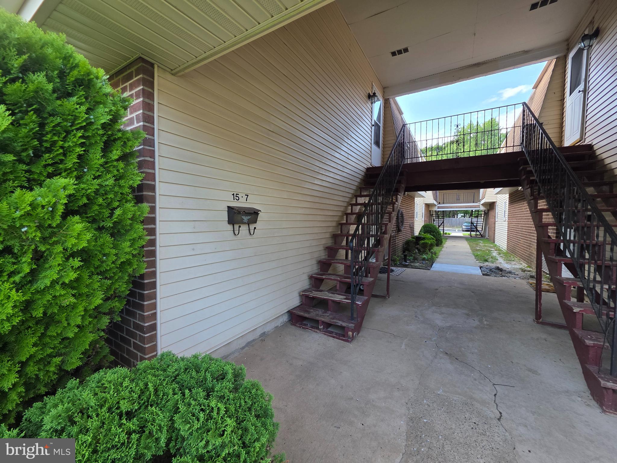 15 FLORENCE TOLLGATE PLACE 7