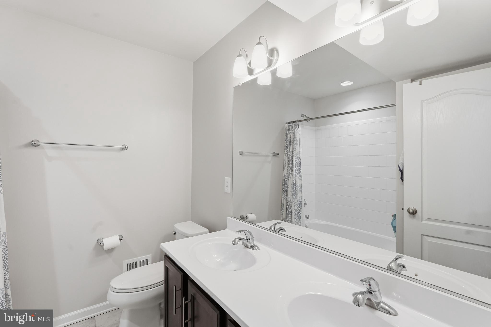 MARSHALL GROVE ESTATES - Residential