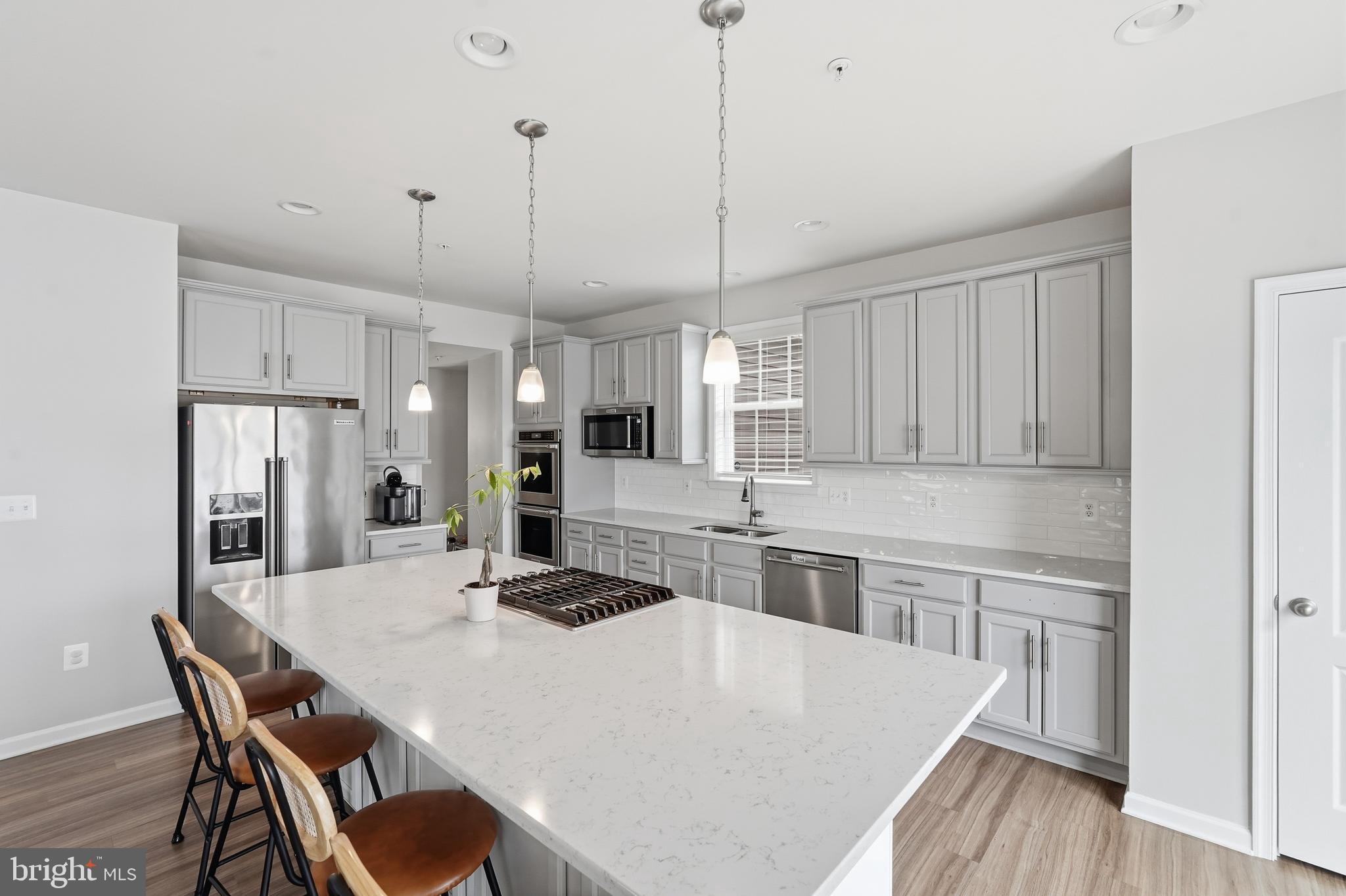 MARSHALL GROVE ESTATES - Residential