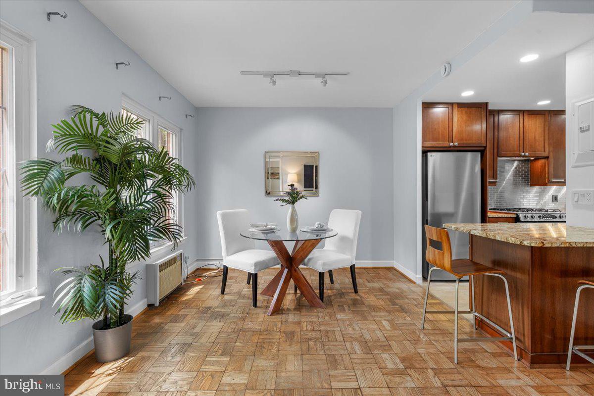 PARKFAIRFAX - Residential