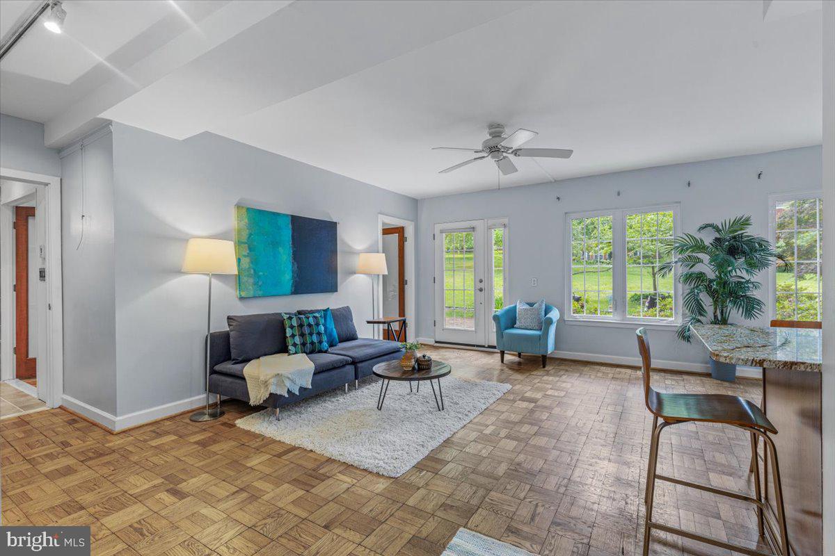 PARKFAIRFAX - Residential