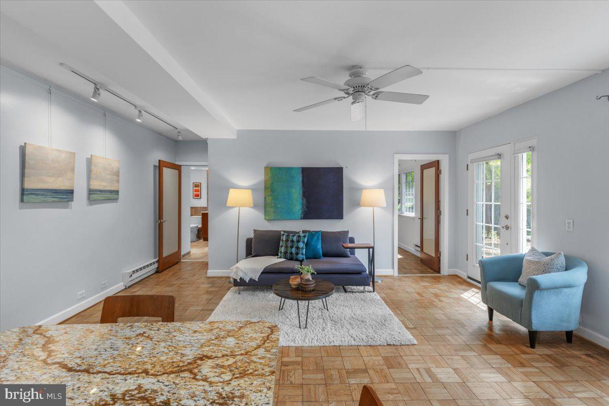 PARKFAIRFAX - Residential