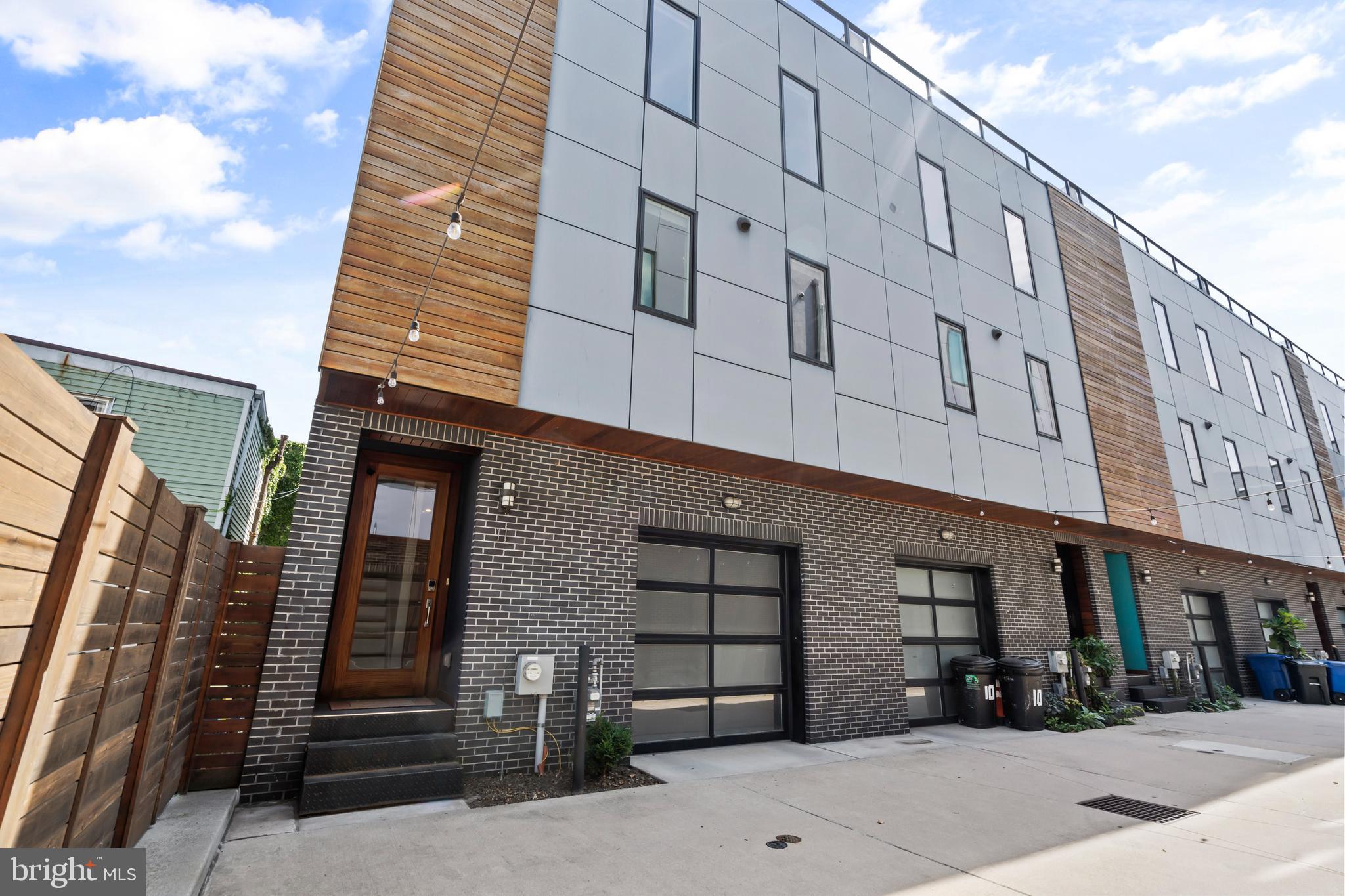 412 MOYER STREET 24 11