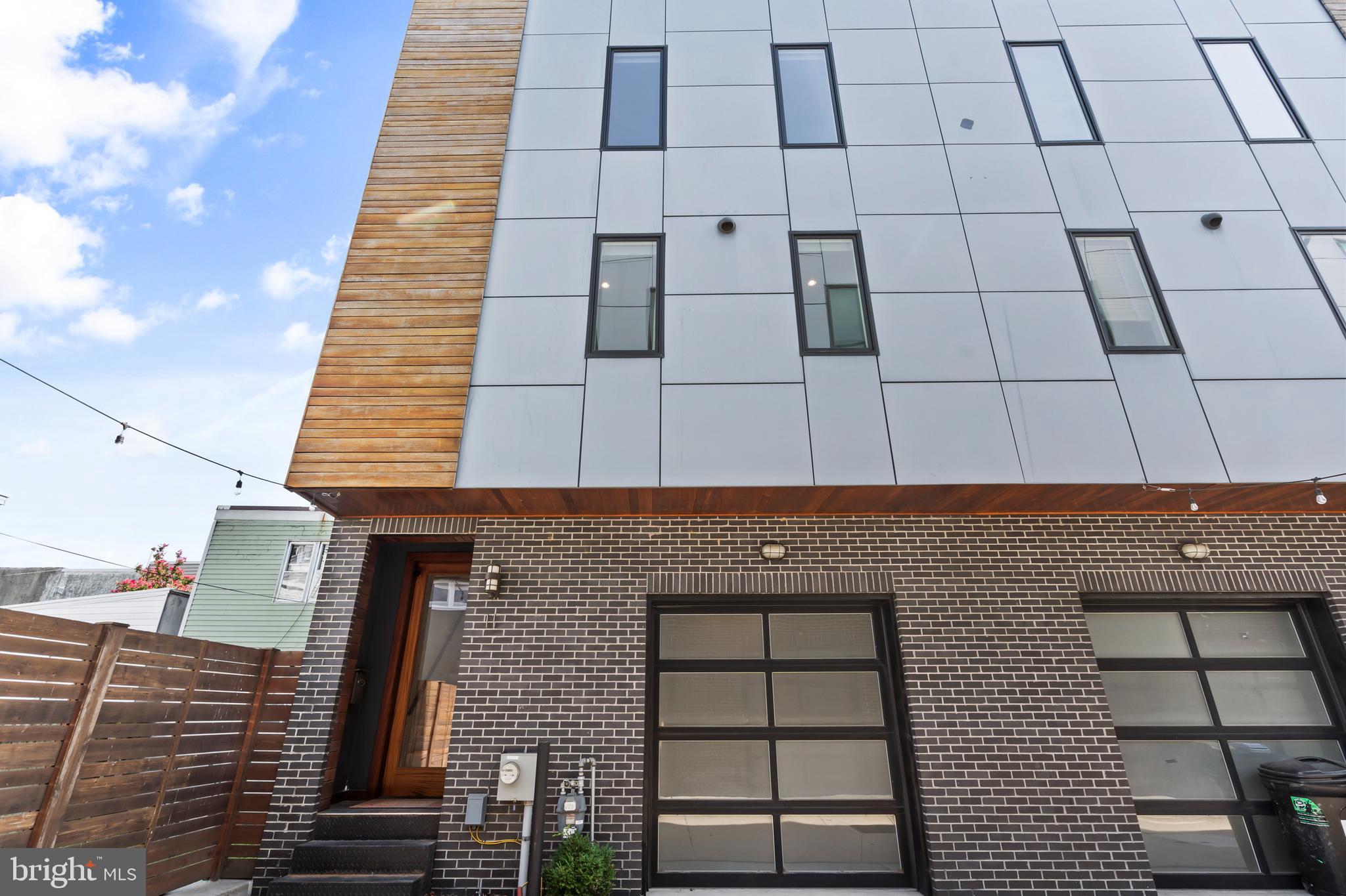 412 MOYER STREET 24 11