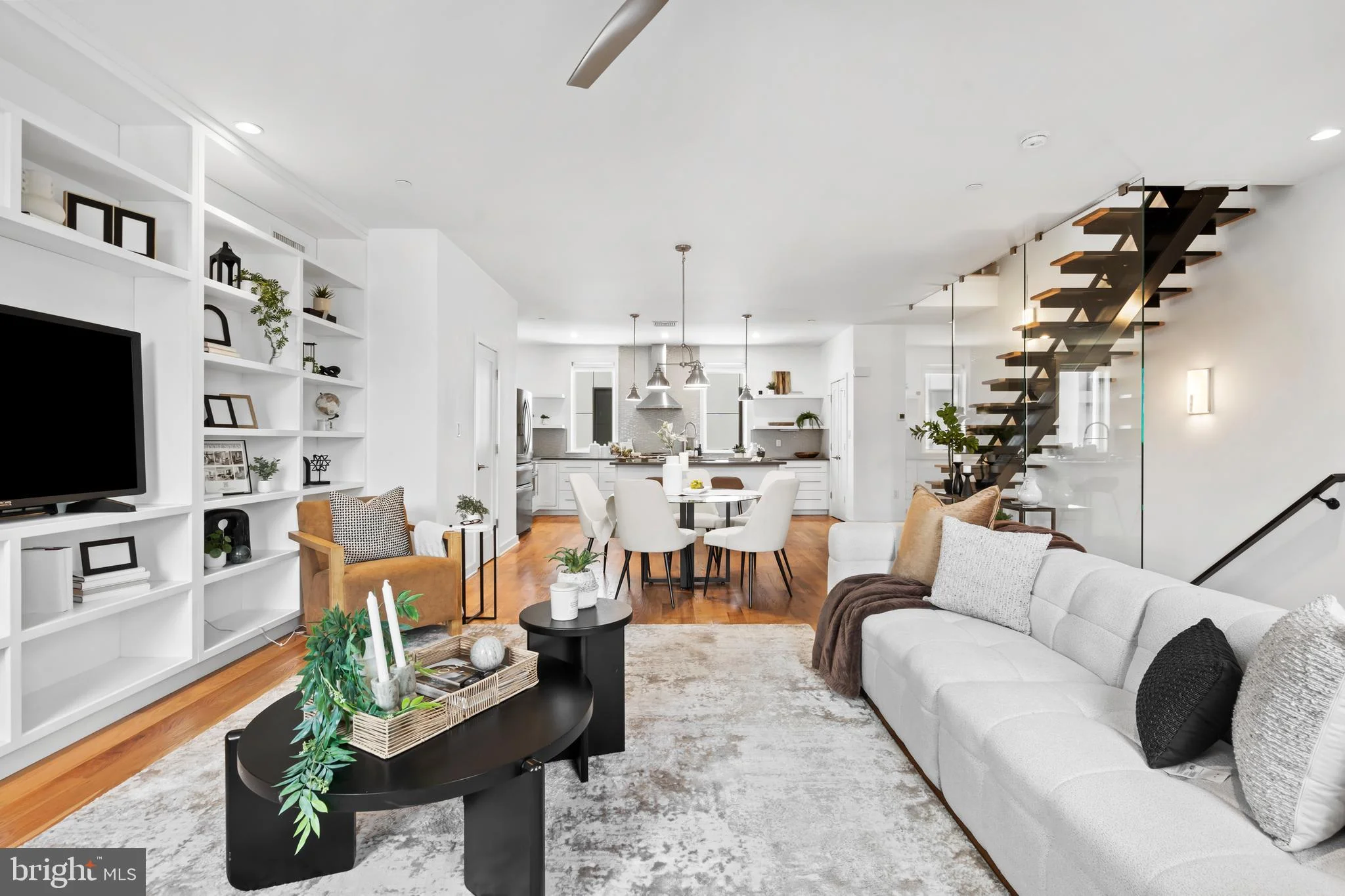 412 Moyer Street Unit 11