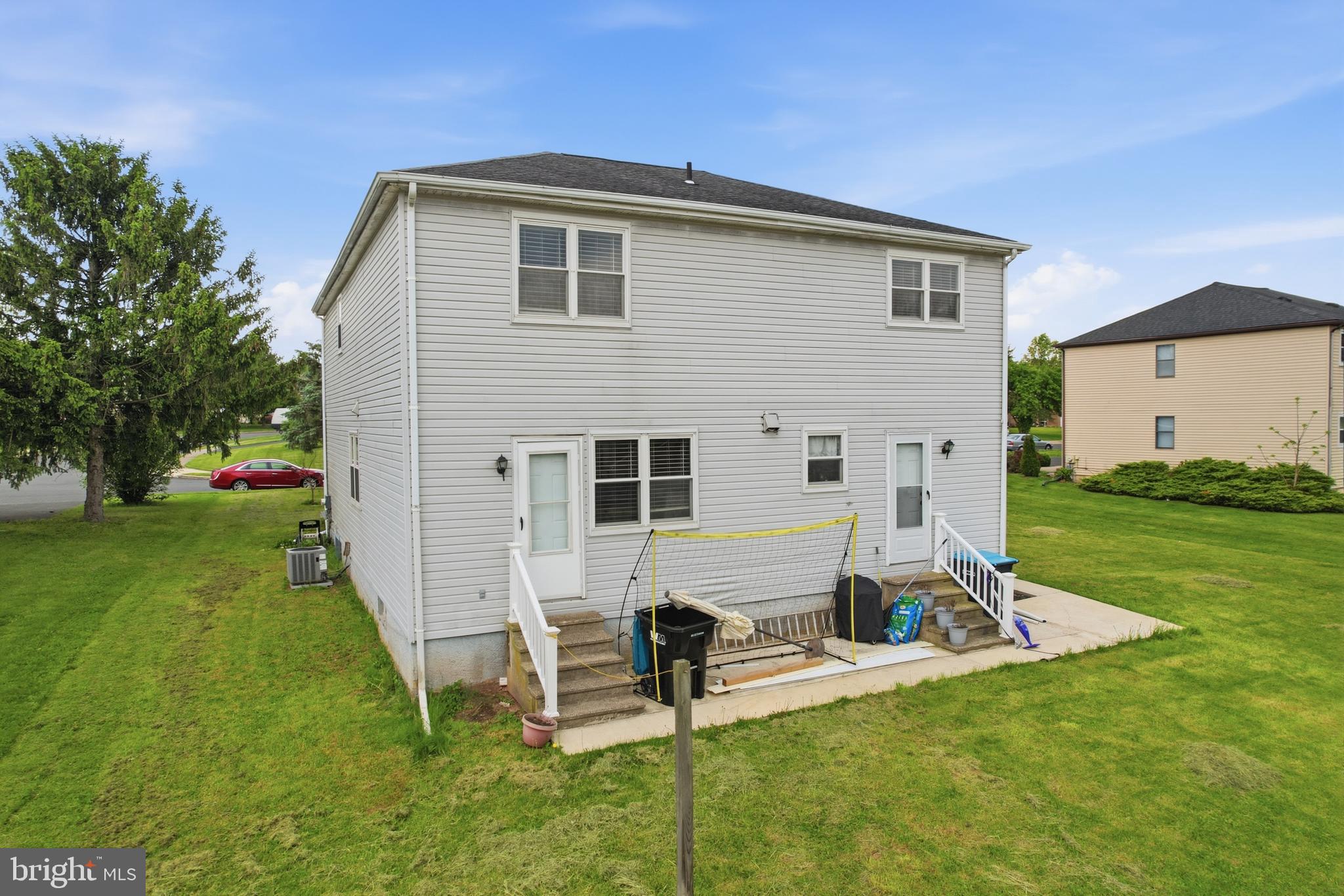 HUNTER CREST - Residential Income