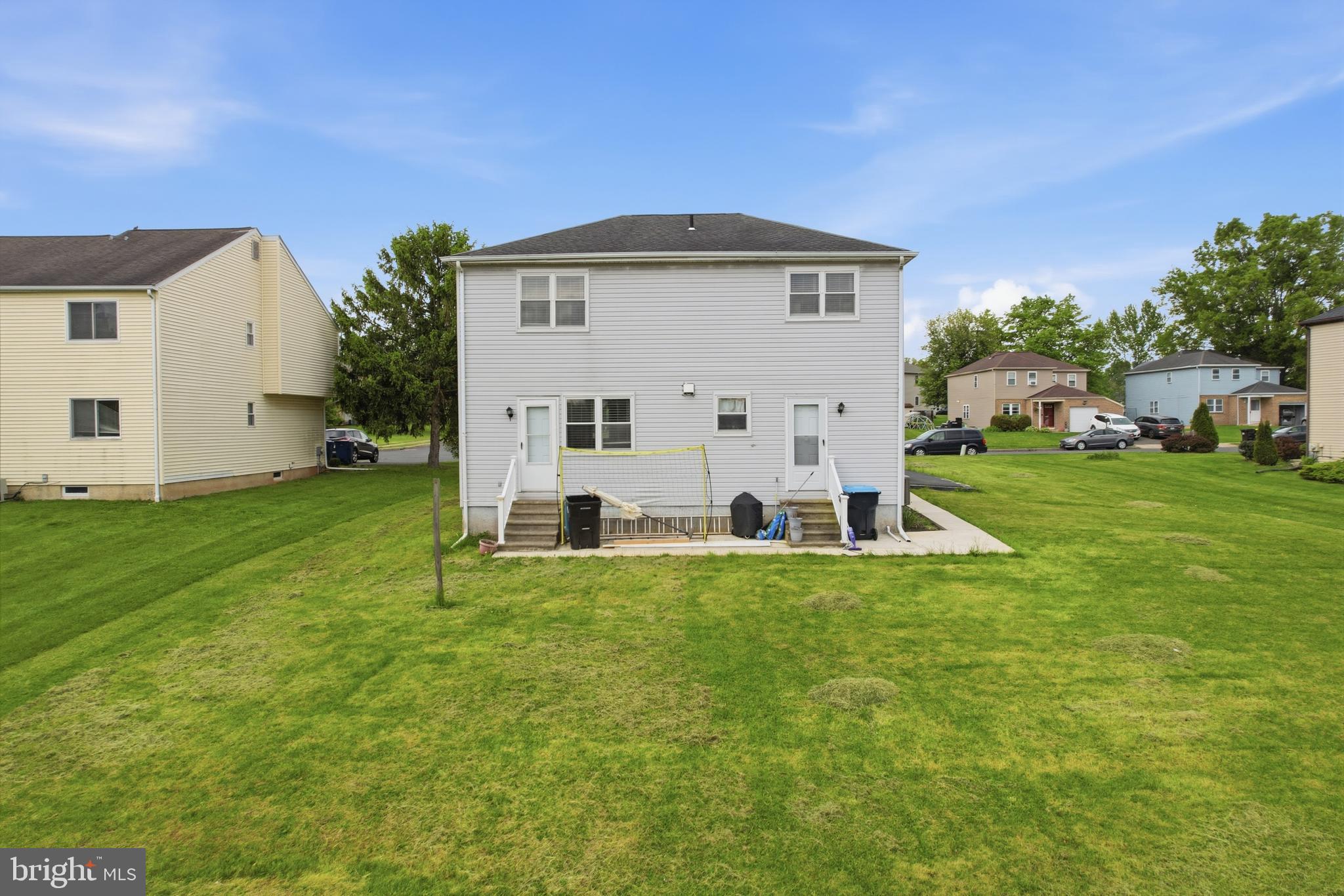 HUNTER CREST - Residential Income
