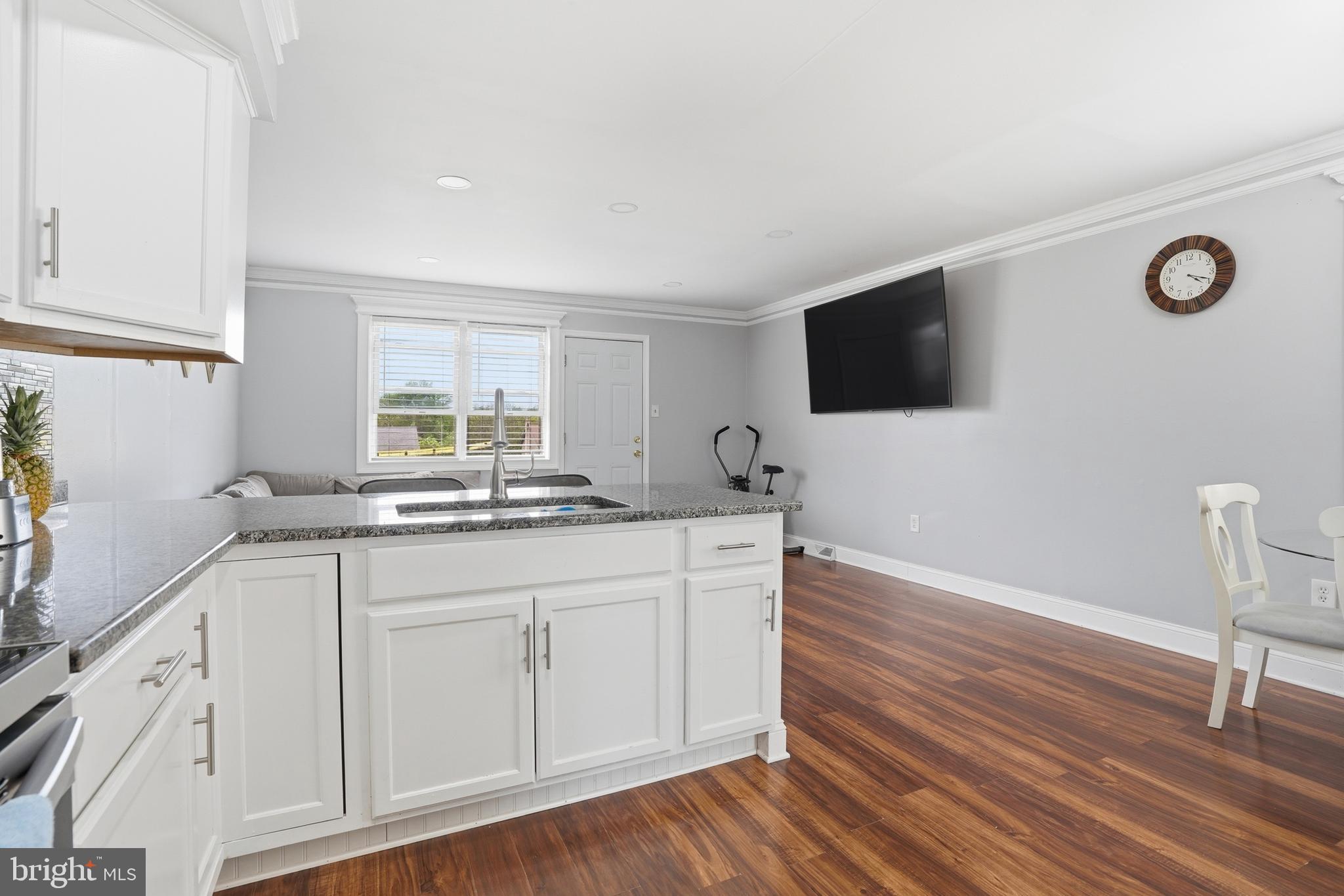 HUNTER CREST - Residential Income