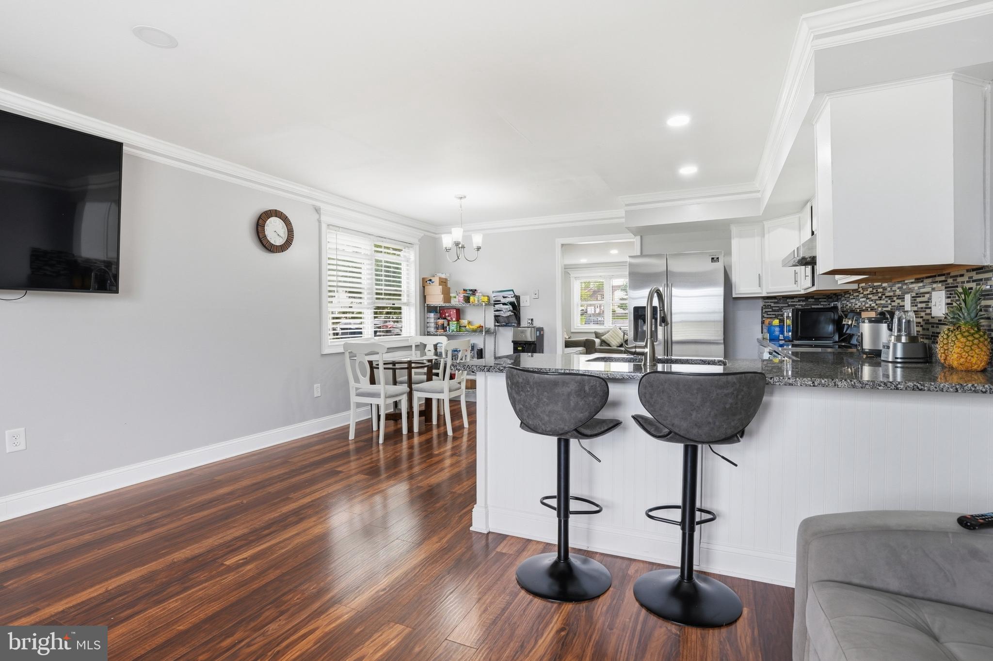 HUNTER CREST - Residential Income