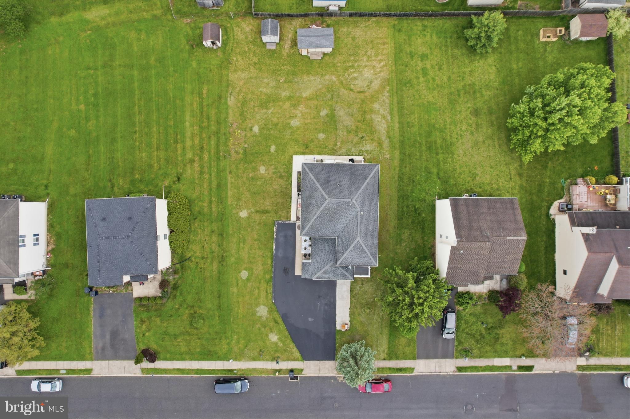 HUNTER CREST - Residential Income