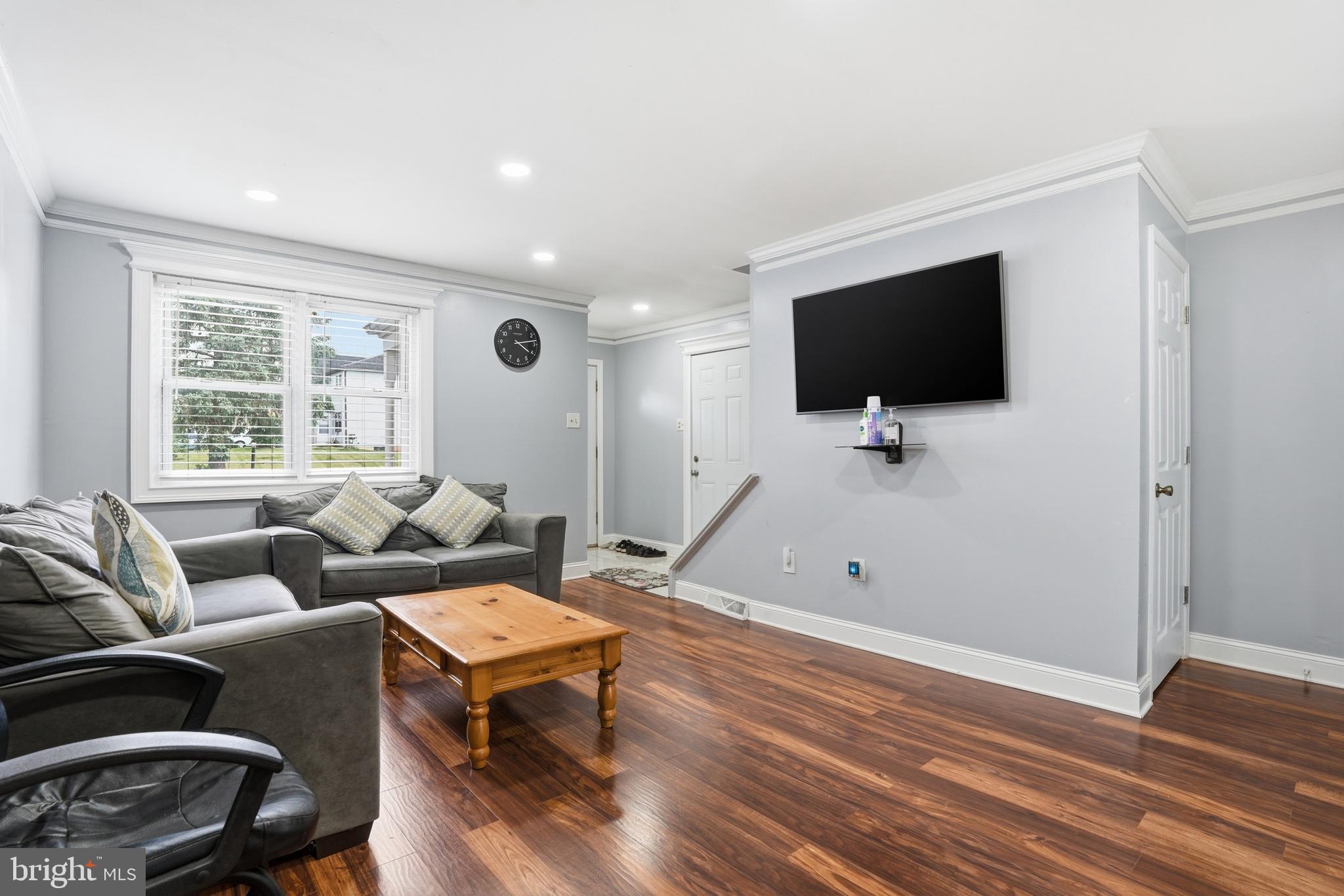 HUNTER CREST - Residential Income