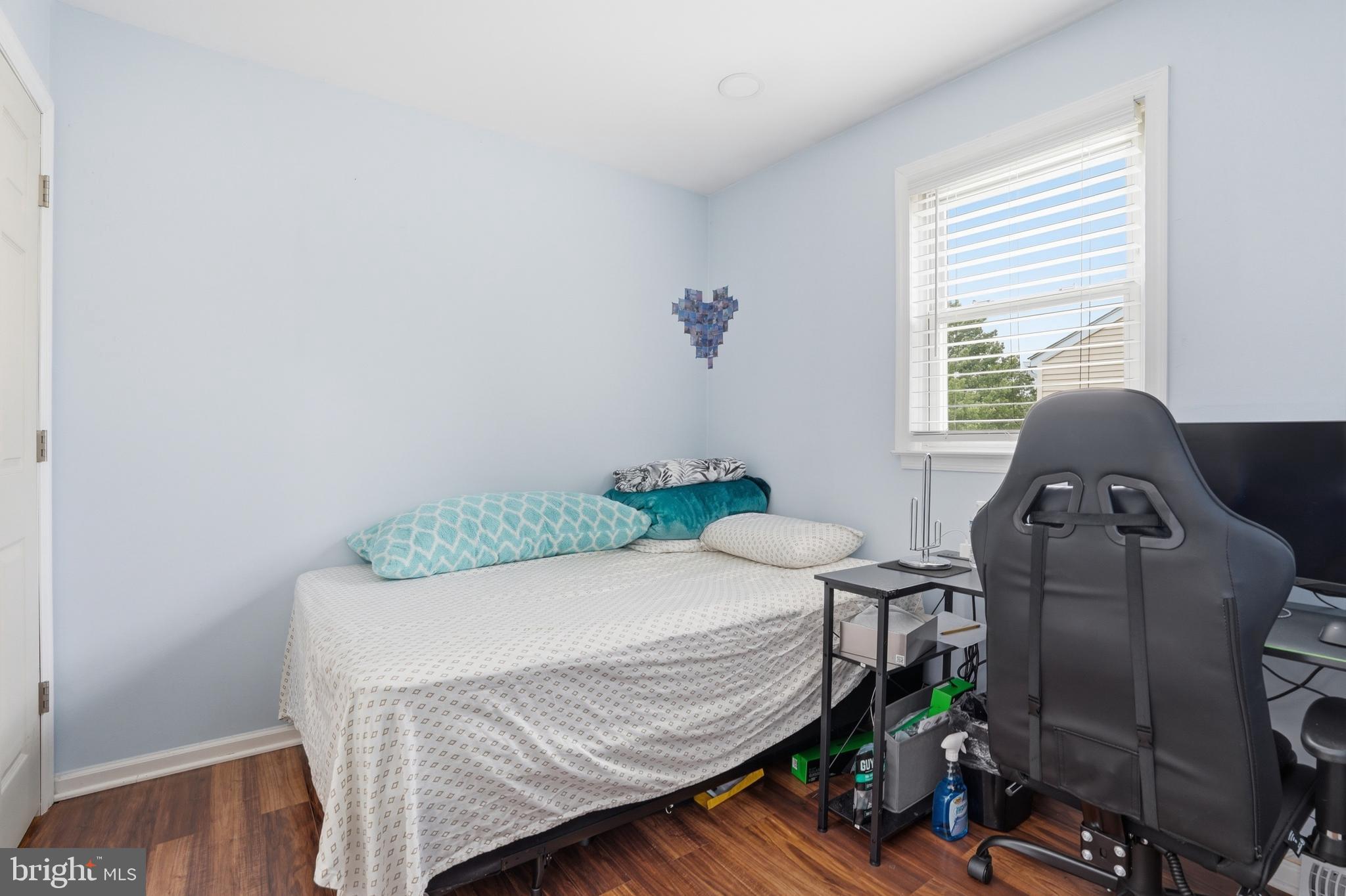 HUNTER CREST - Residential Income