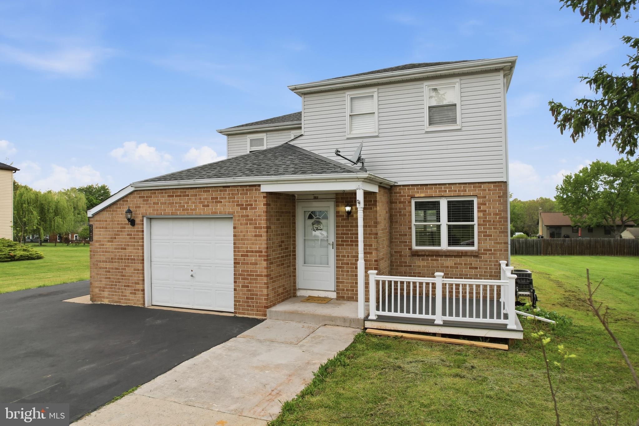 HUNTER CREST - Residential Income