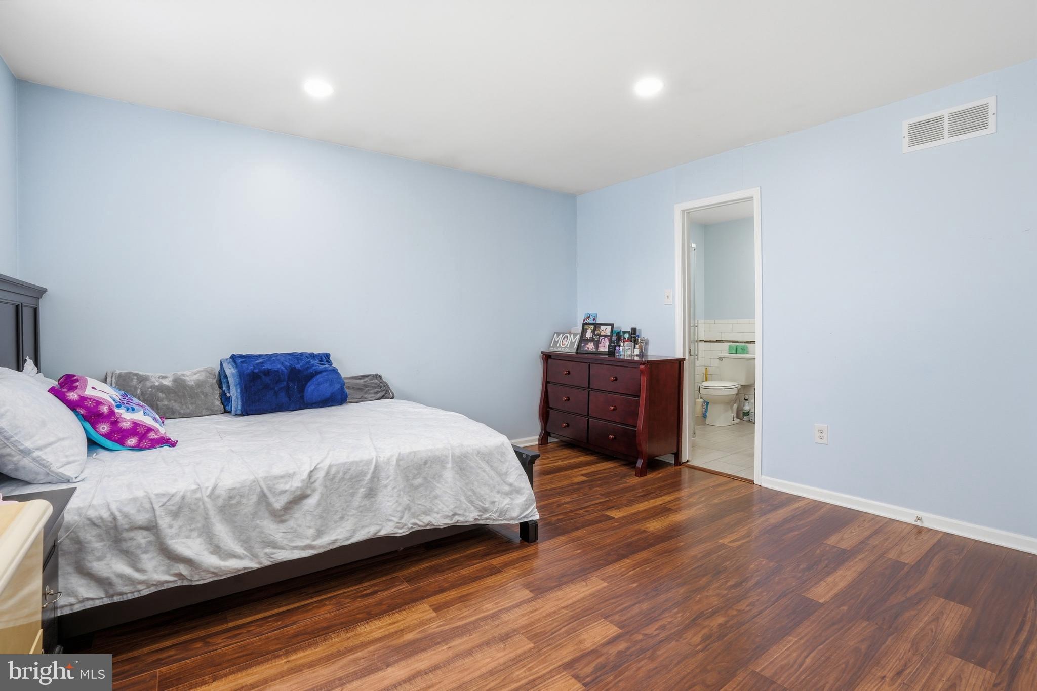 HUNTER CREST - Residential Income