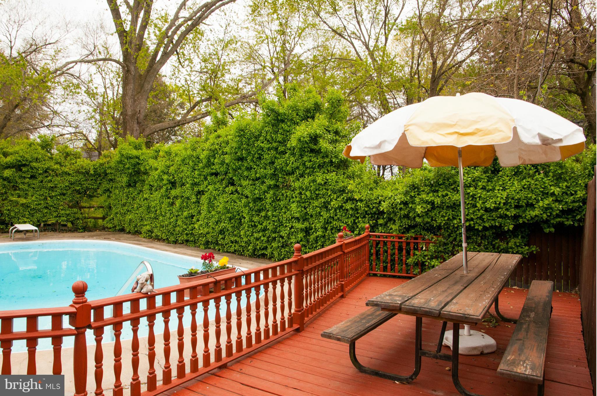 MOUNT HEBRON - Residential