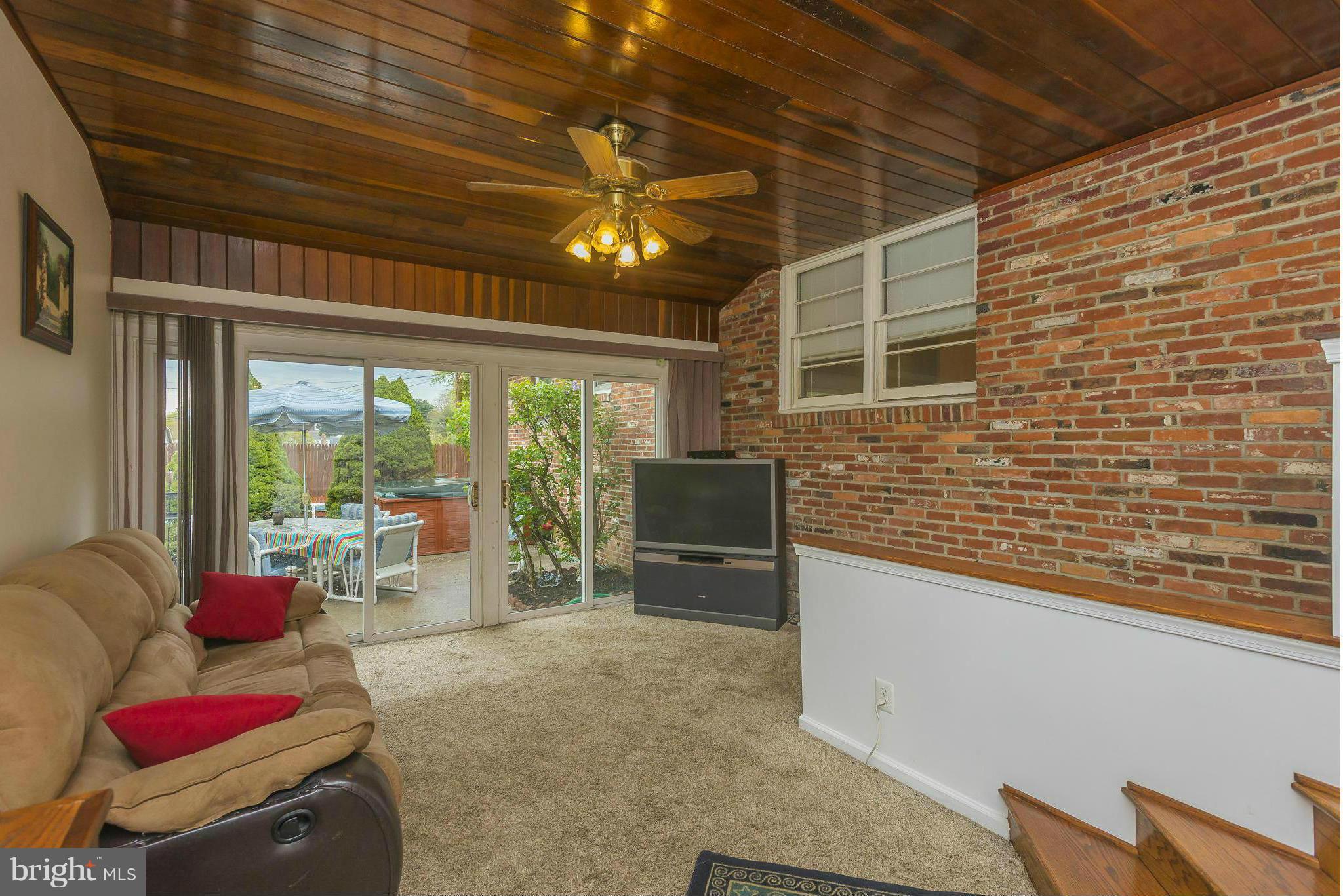 MOUNT HEBRON - Residential