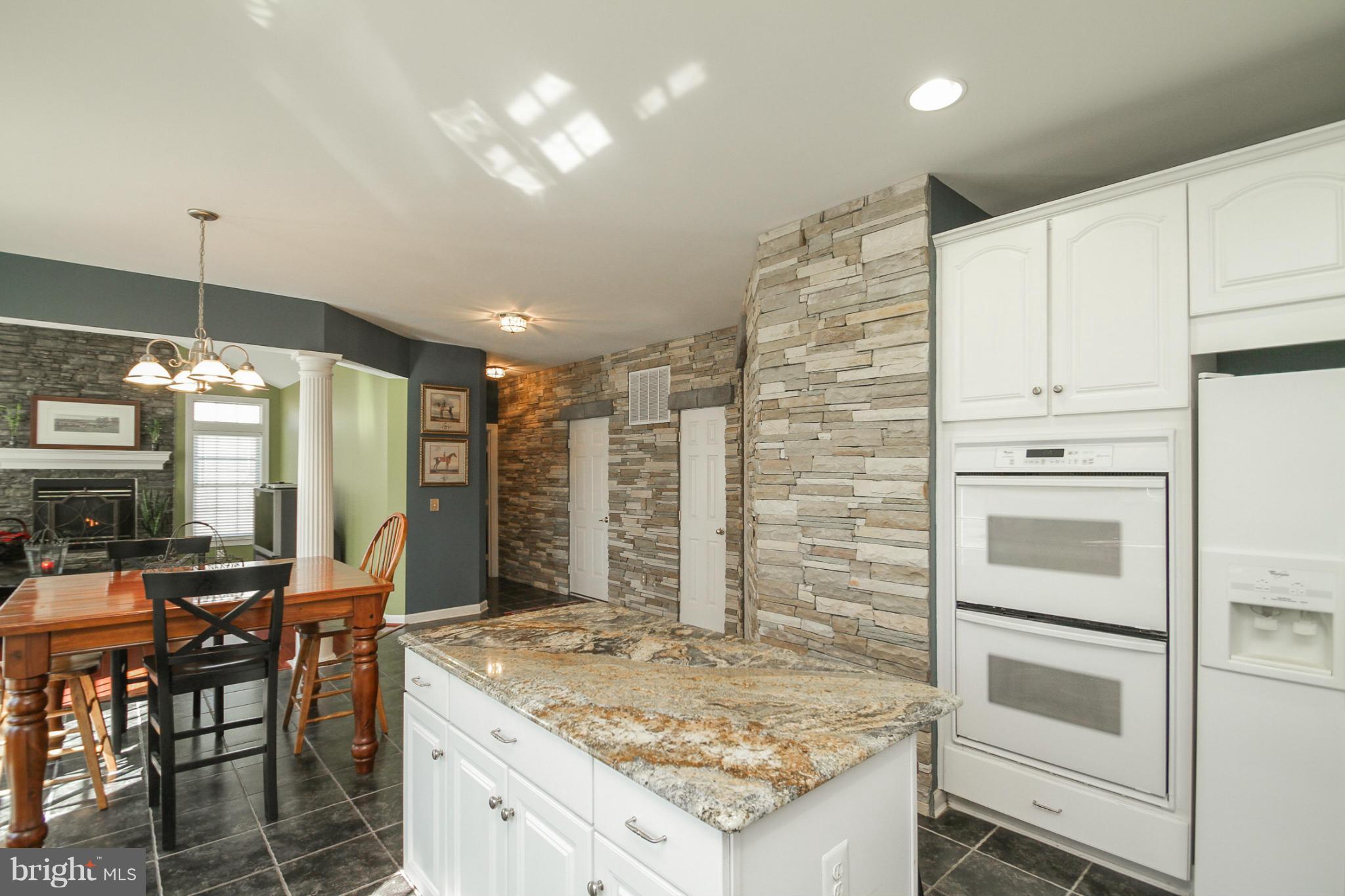 THE WOODS AT WARRENTON - Residential