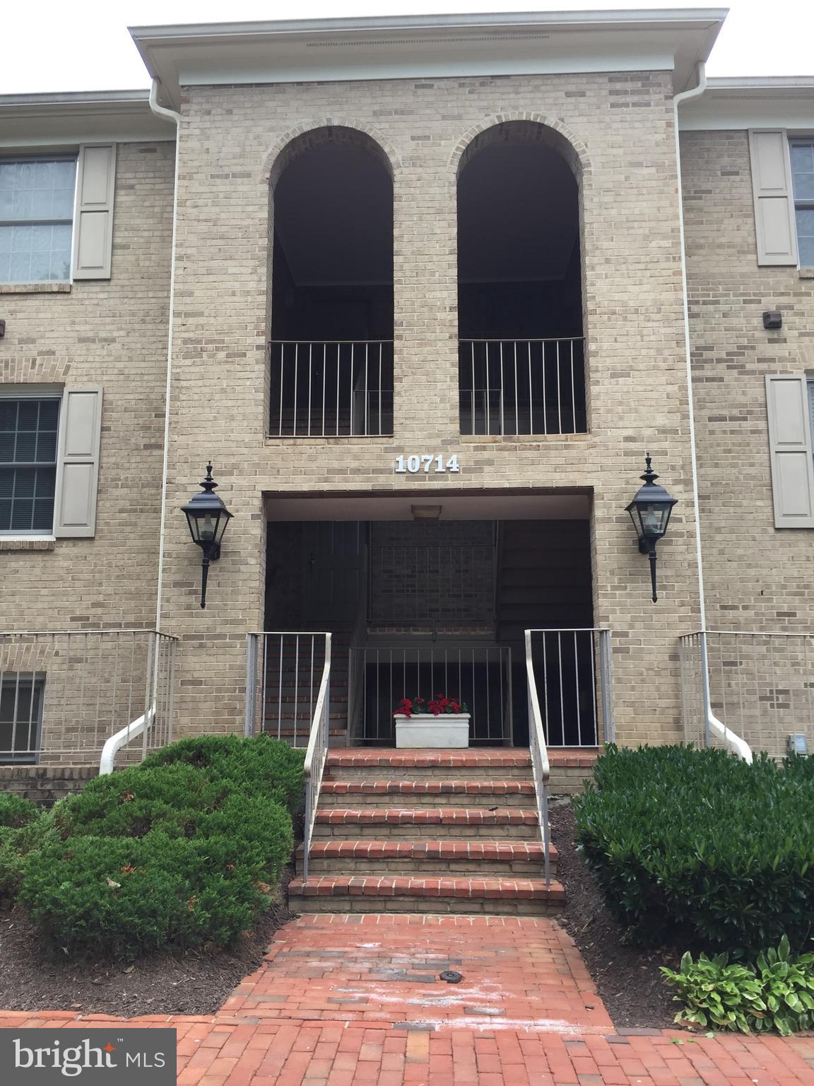 Exceptional FIRST FLOOR unit in Mitchell & Best built Tuckerman Station, 2BR, 2BA, + family room w/ Fire Place, + bright enclosed sunroom, spacious living room, gourmet kitchen with new appliances, newer floor in Living room and family room. Very good condo in a great location. Don't miss out on this gem!
Requirements:
Credit score: 720+
Income: 3 times rent
No negative rental history
All applicants 18+ MUST apply
$250 BUILDING MOVE IN FEE
Pets: CATS ONLY
**ATTENTION**:
We do not ask people to submit rental applications in order to see properties. Do not submit applications on systems that we do not authorize. Beware of scams!