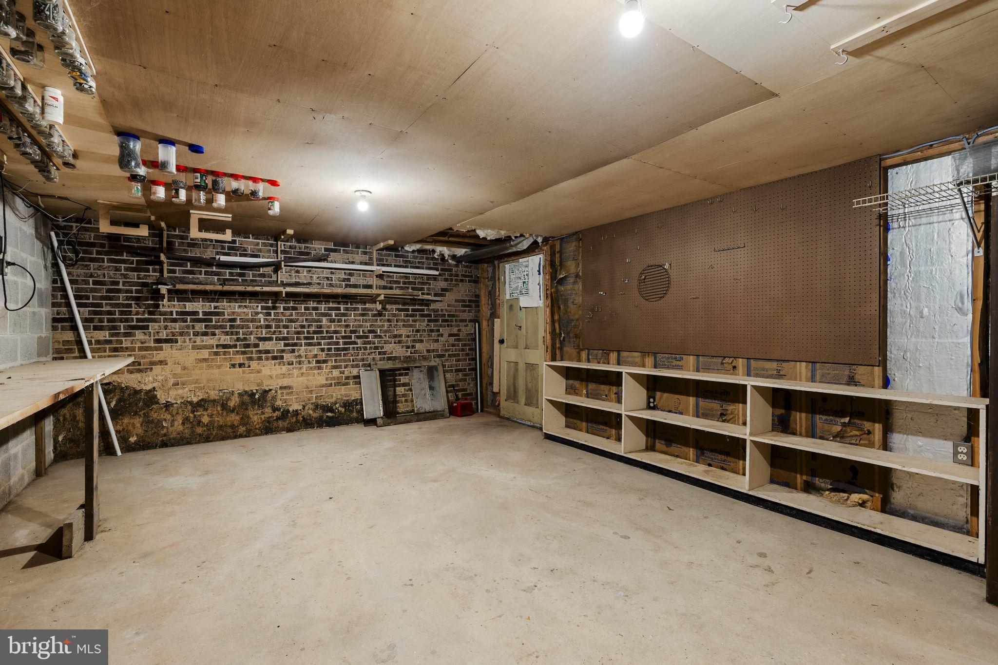 LOWER WINDSOR TWP - Residential