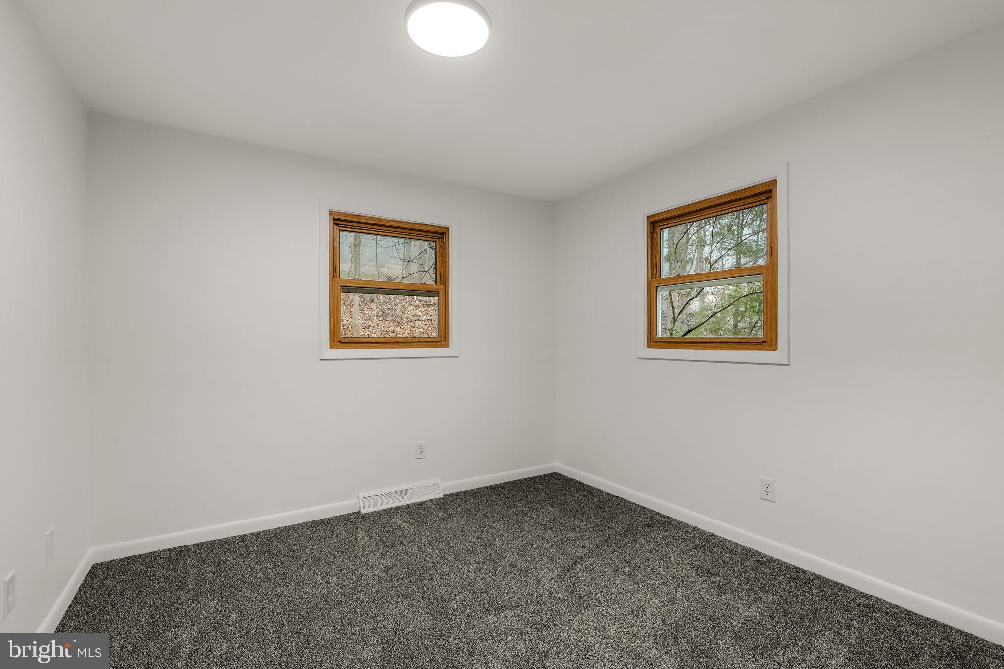 LOWER WINDSOR TWP - Residential