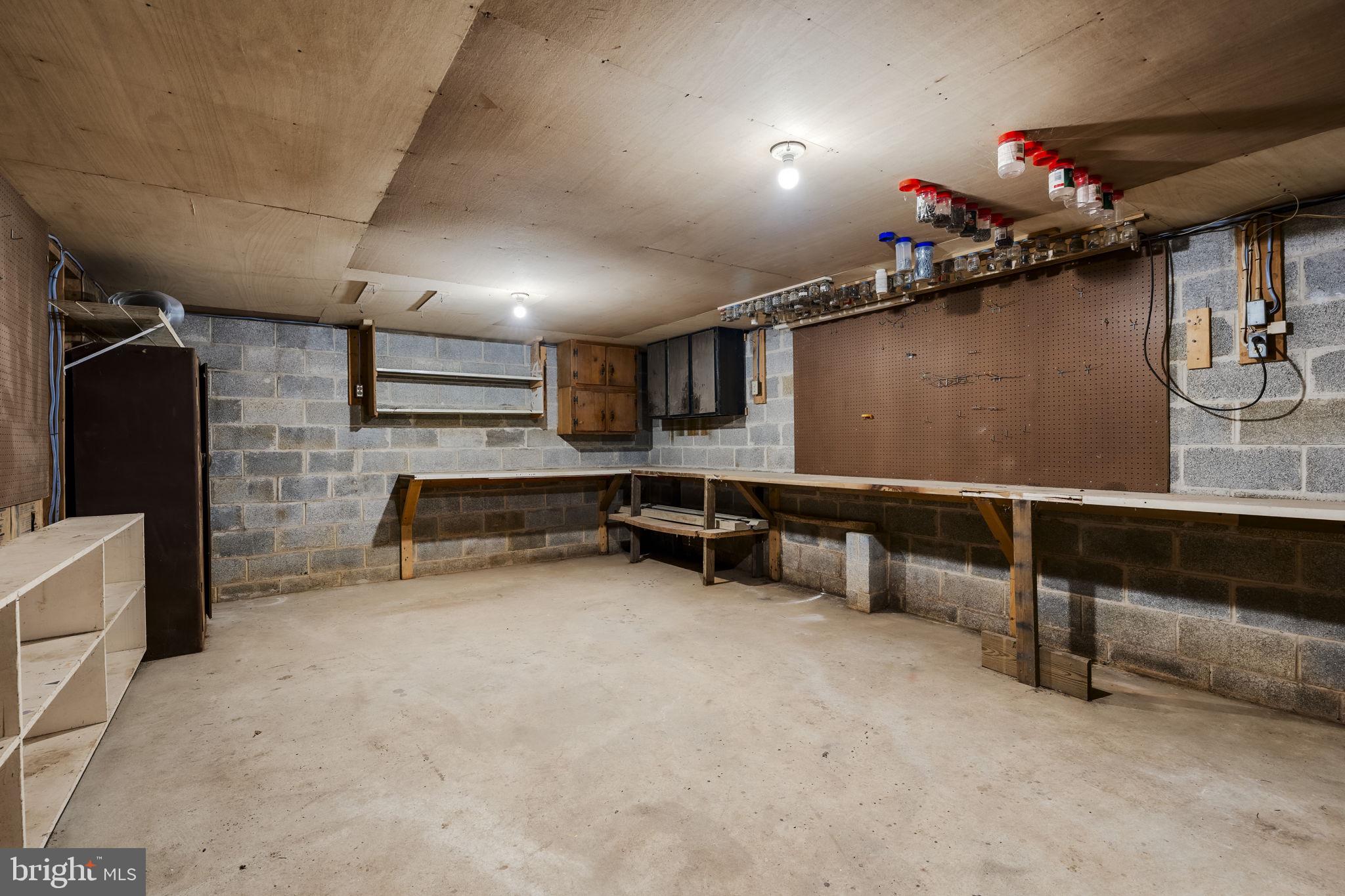 LOWER WINDSOR TWP - Residential