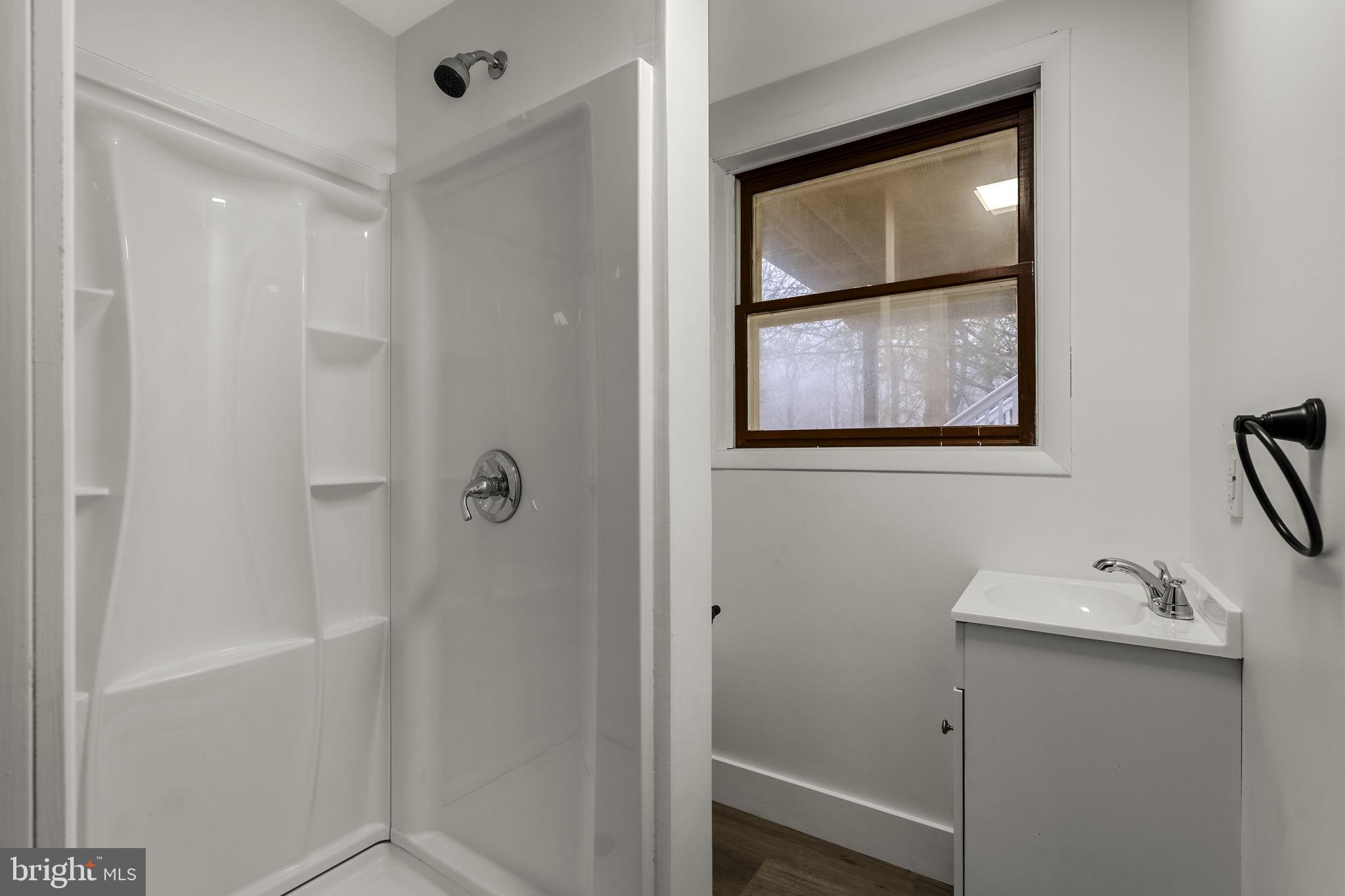 LOWER WINDSOR TWP - Residential