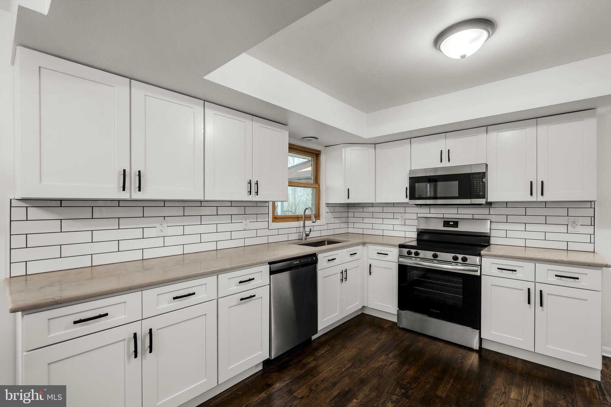 LOWER WINDSOR TWP - Residential