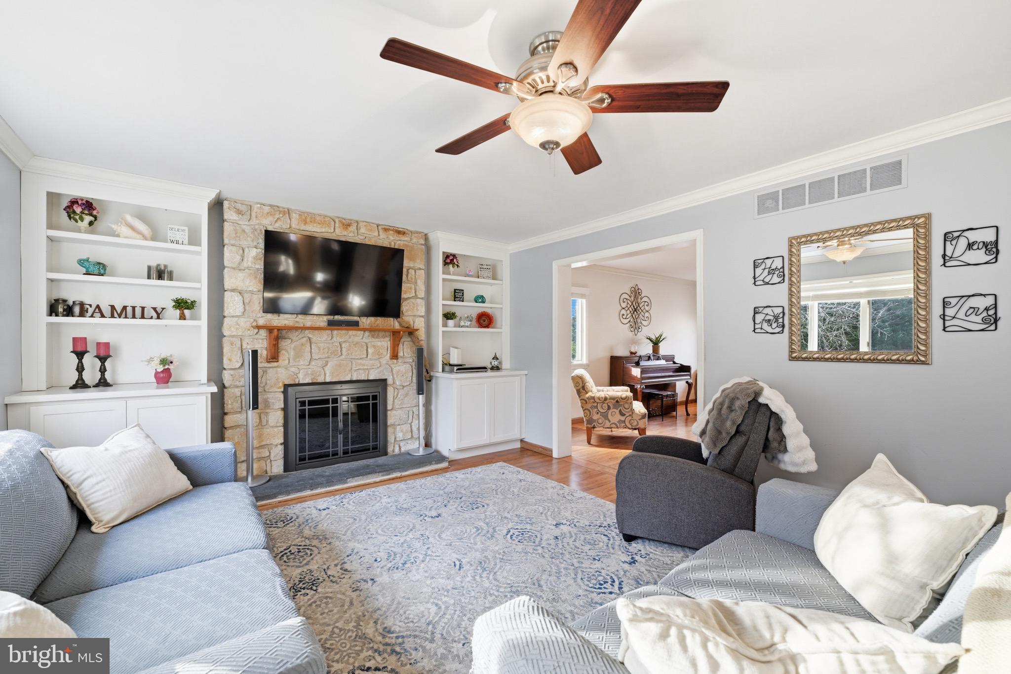 THE WOODLANDS - Residential