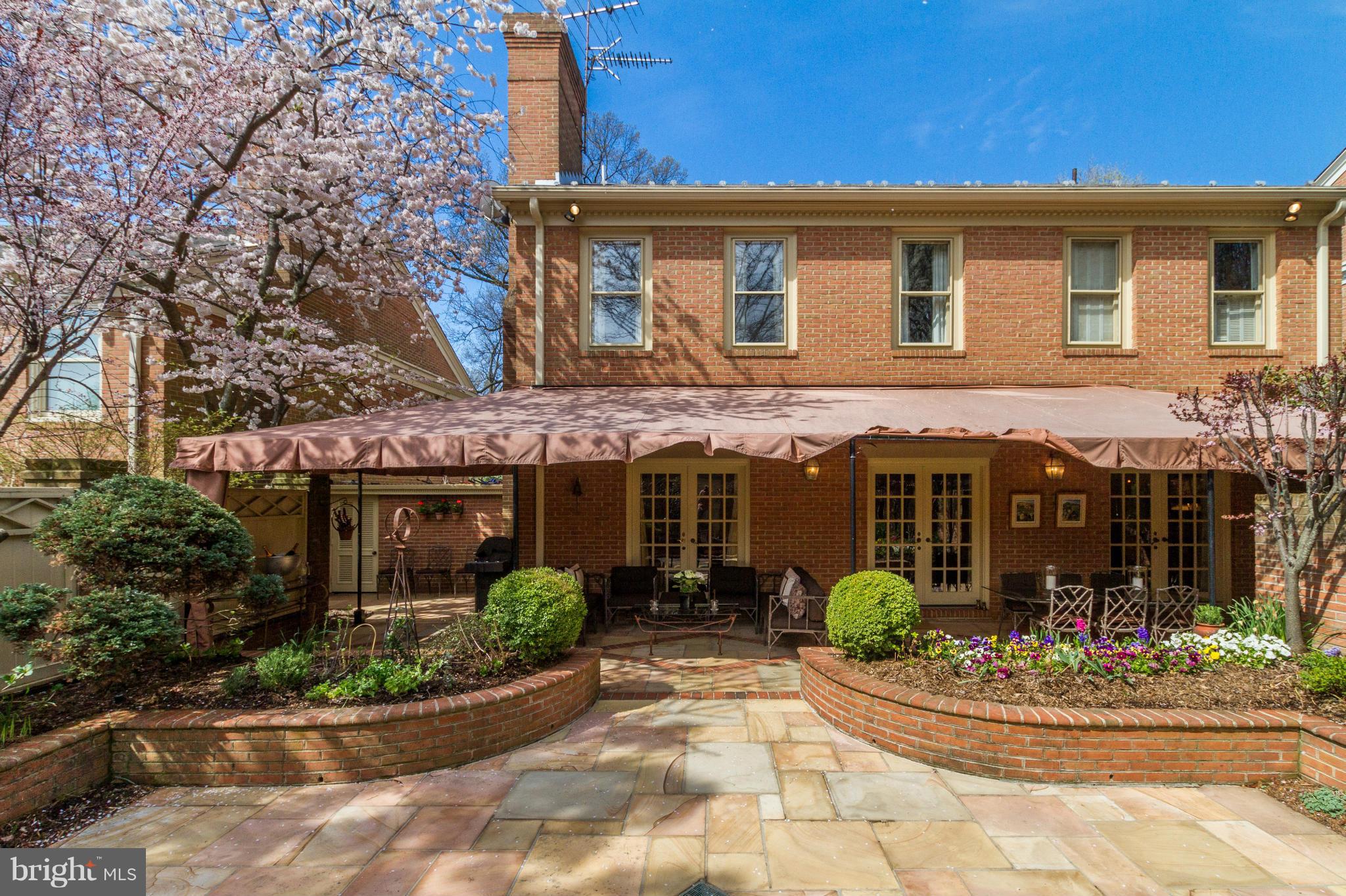 GEORGETOWN - Residential