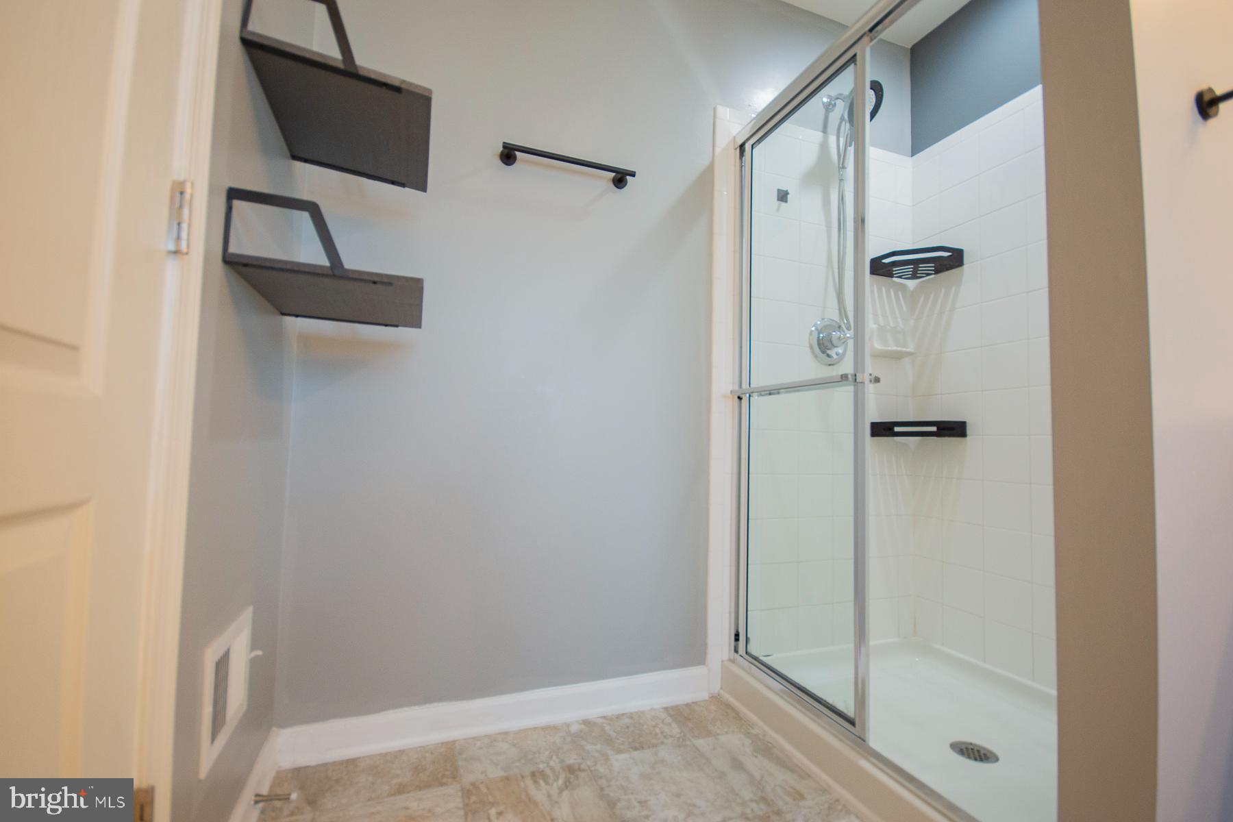 RIVERSIDE VILLAGES - Residential