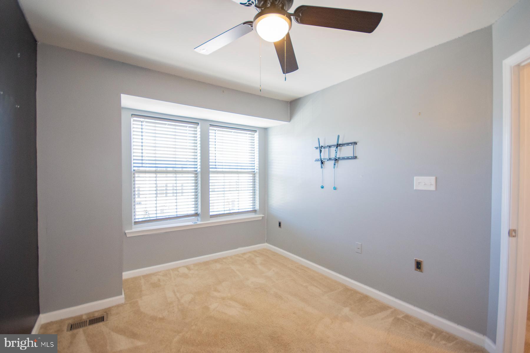 RIVERSIDE VILLAGES - Residential