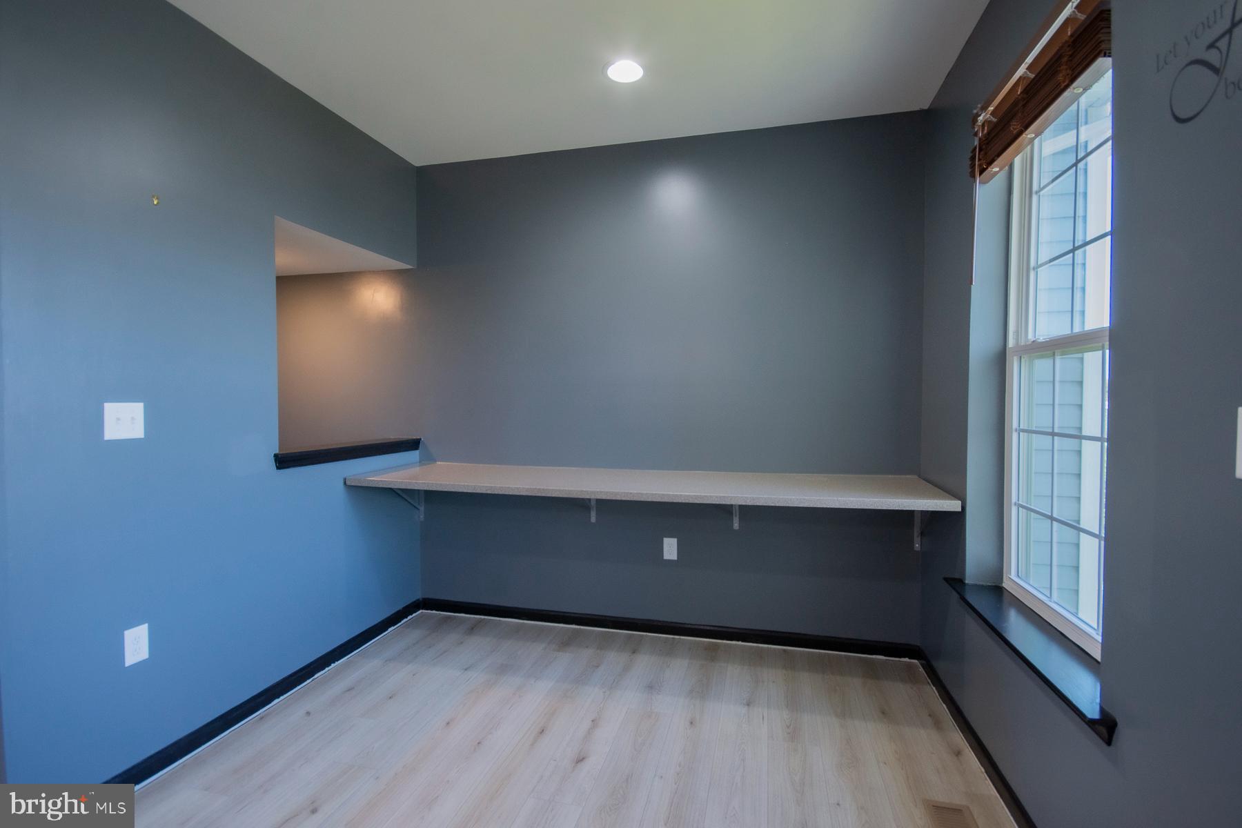 RIVERSIDE VILLAGES - Residential