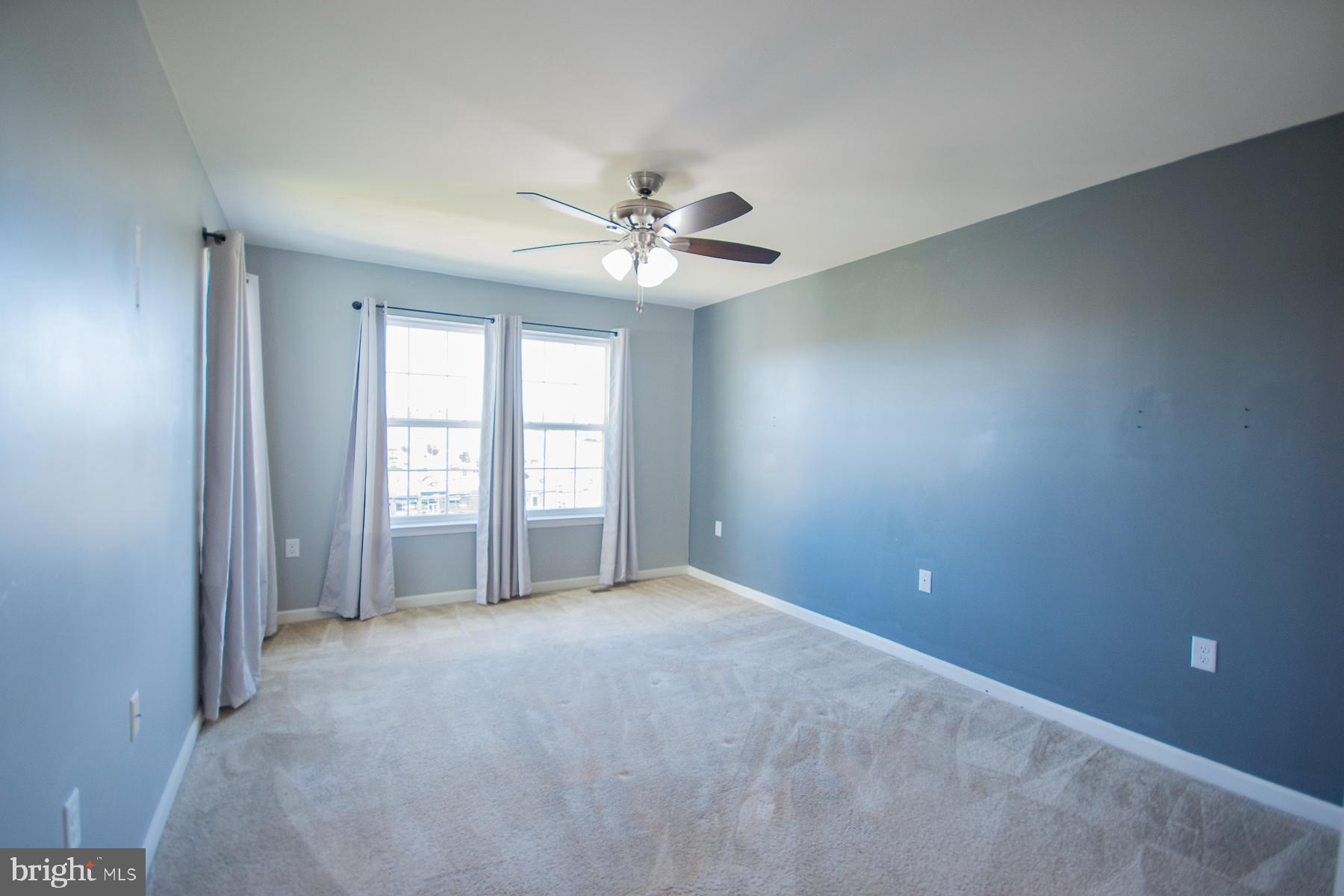 RIVERSIDE VILLAGES - Residential