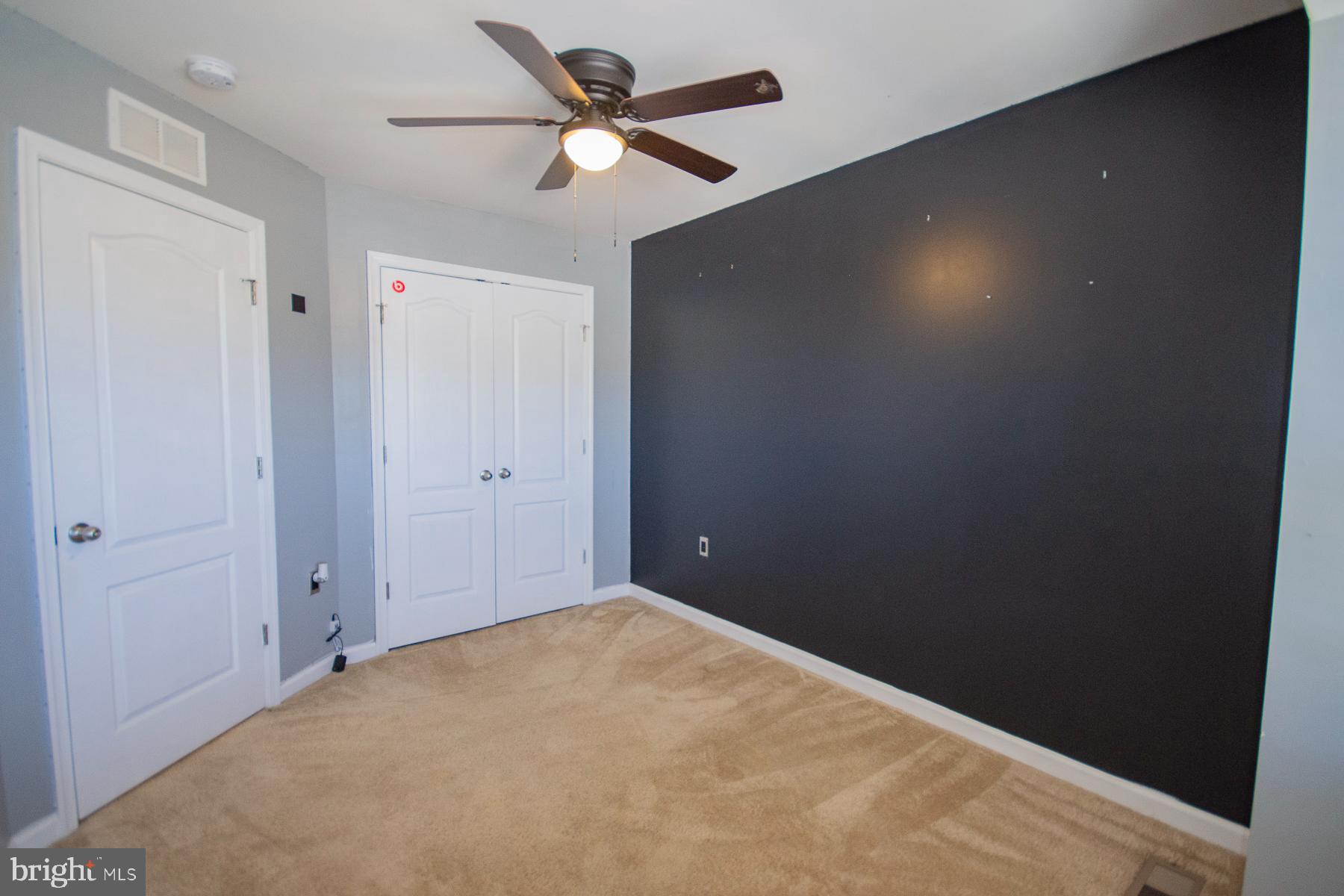 RIVERSIDE VILLAGES - Residential