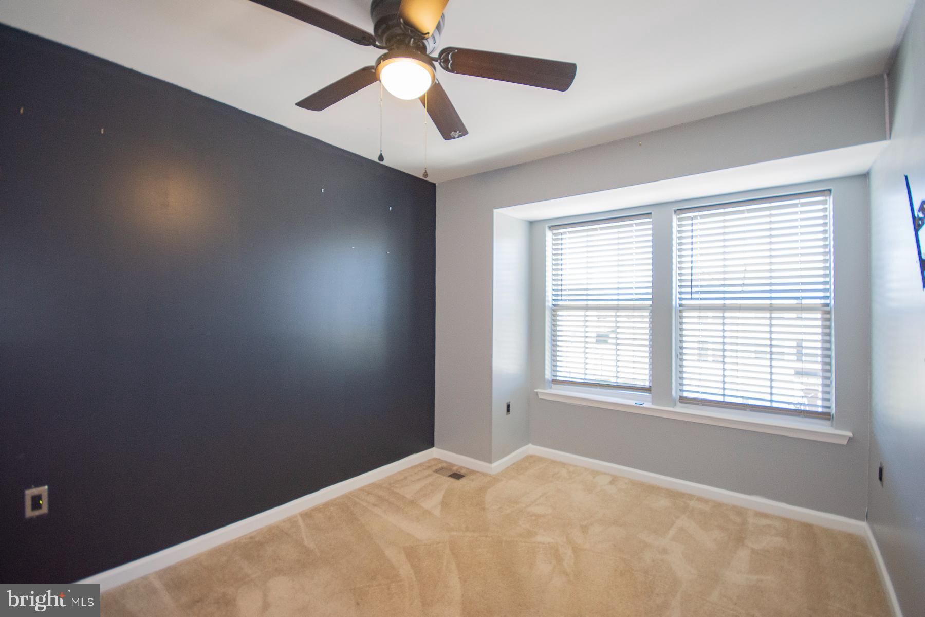 RIVERSIDE VILLAGES - Residential