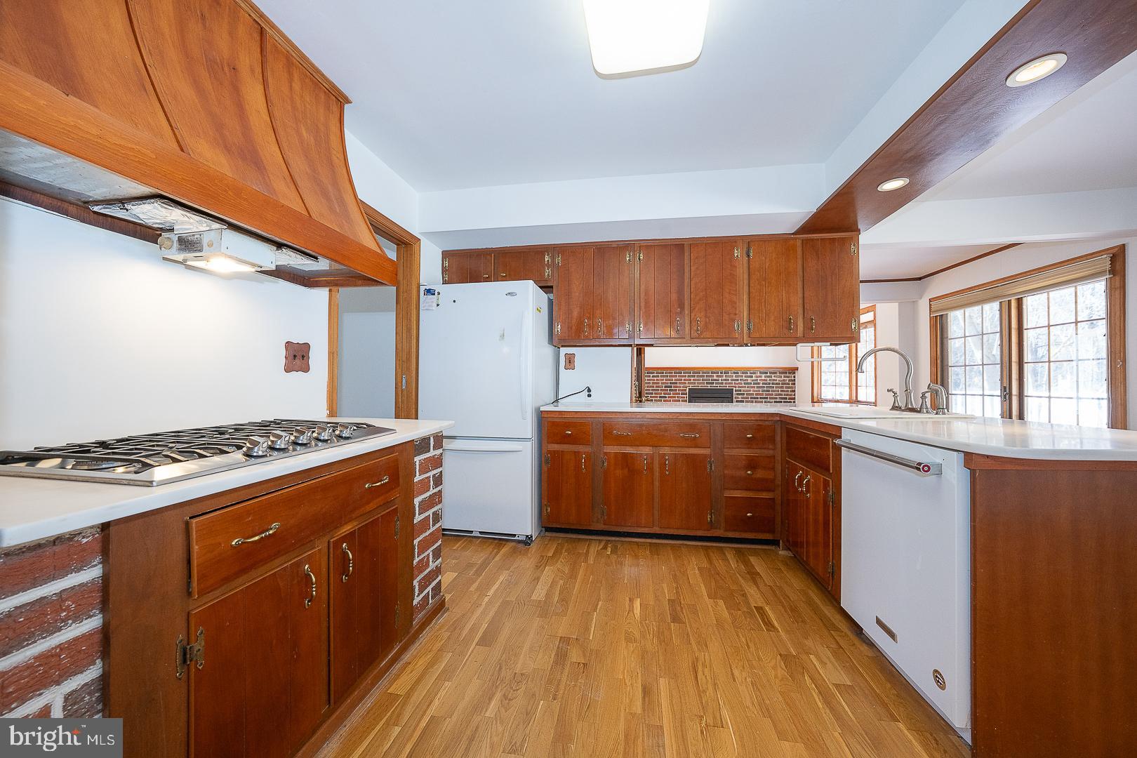 RAMPART RIDGE - Residential