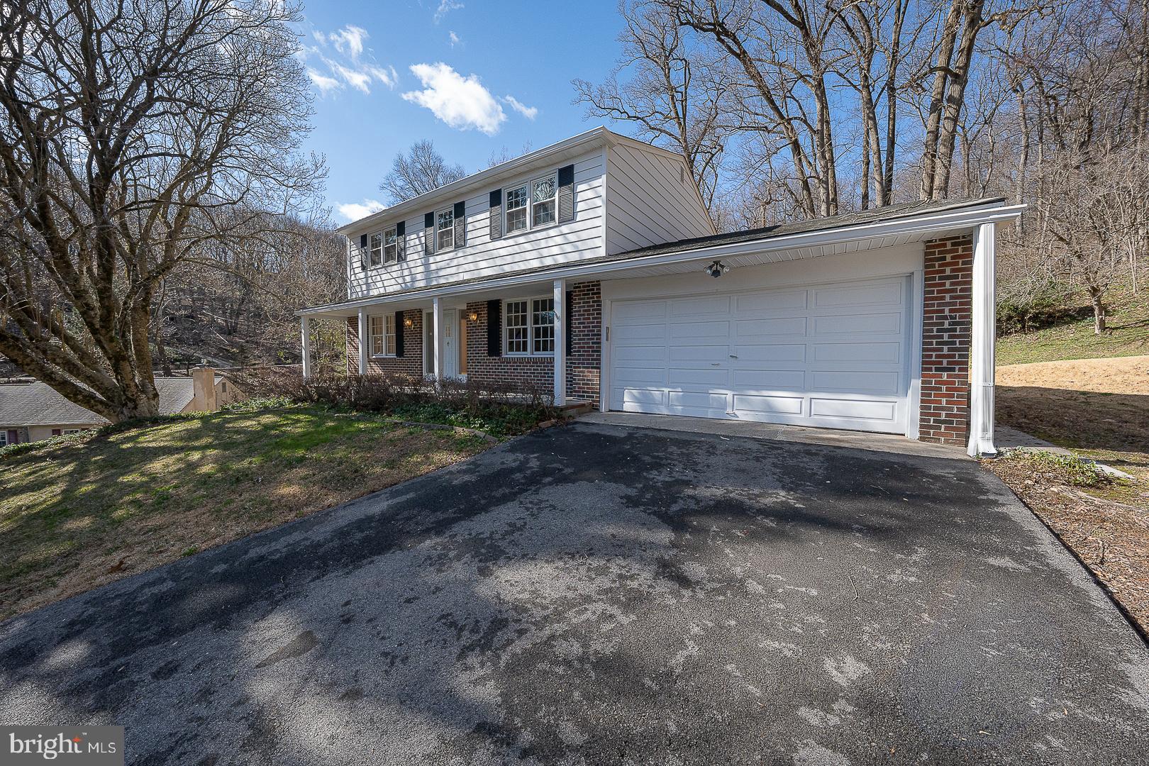 RAMPART RIDGE - Residential