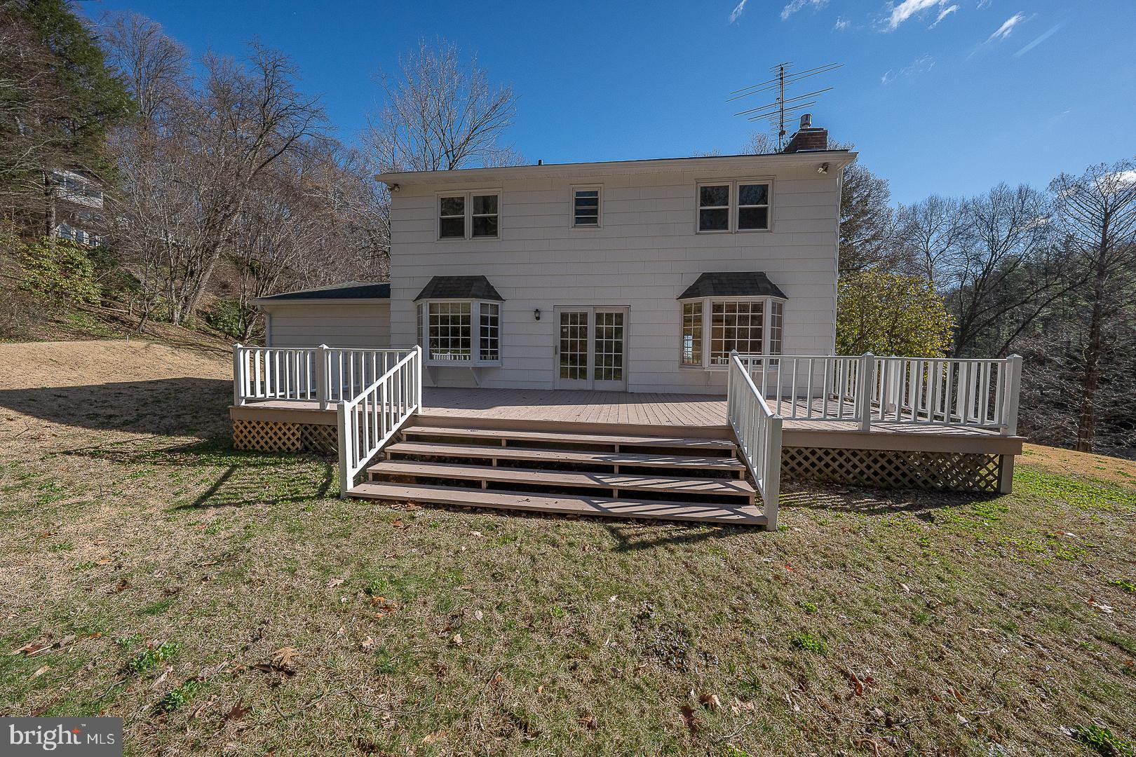 RAMPART RIDGE - Residential