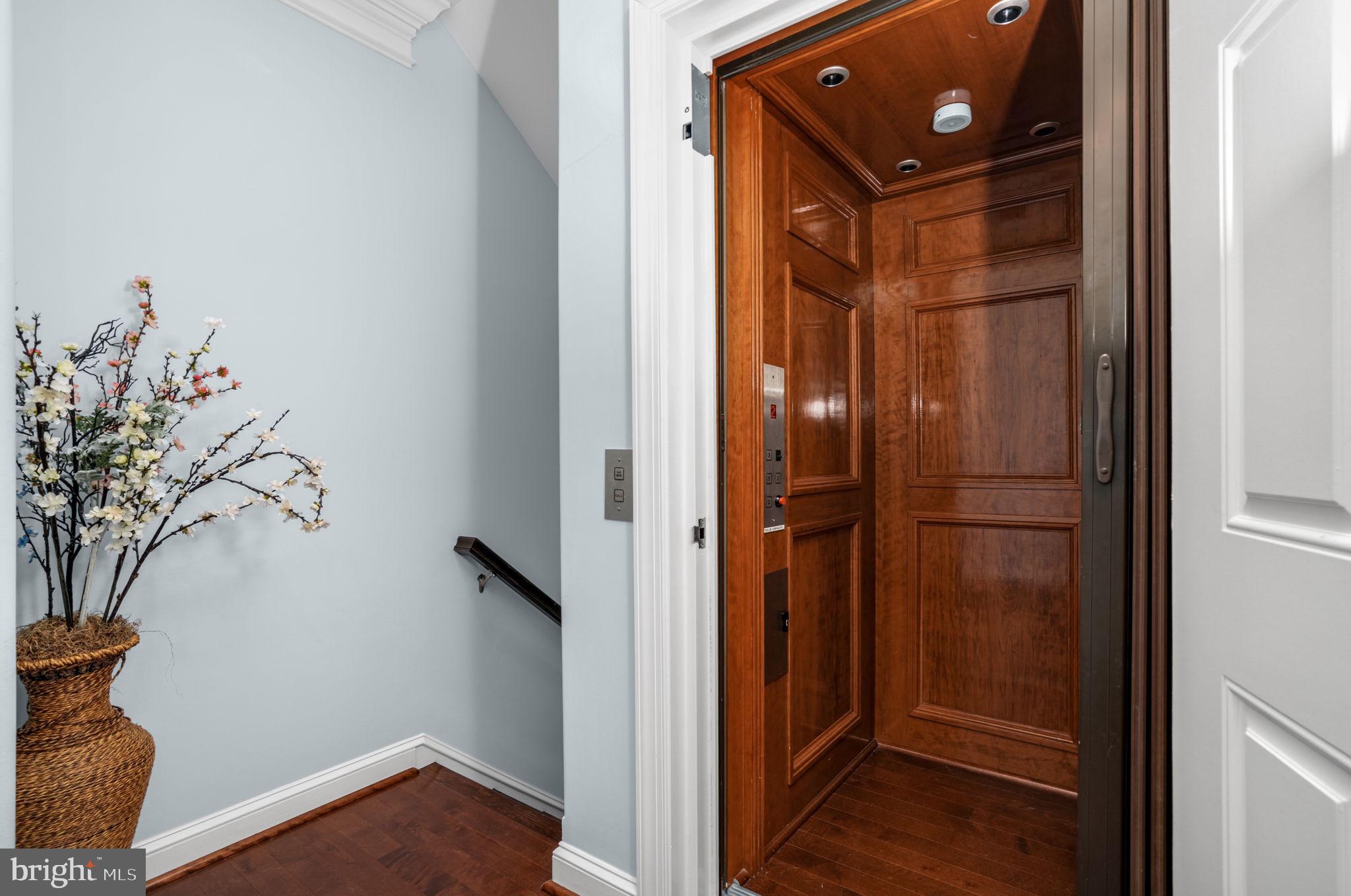 ESTATES AT INLET ISLE - Residential