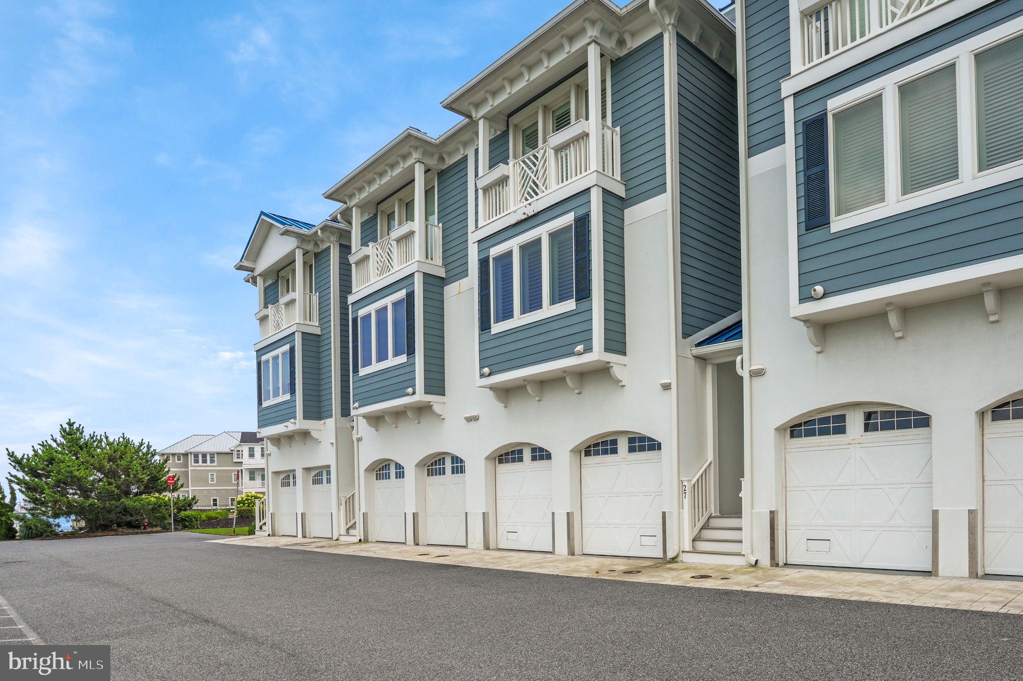 13000 MARINA VIEW LANE 27