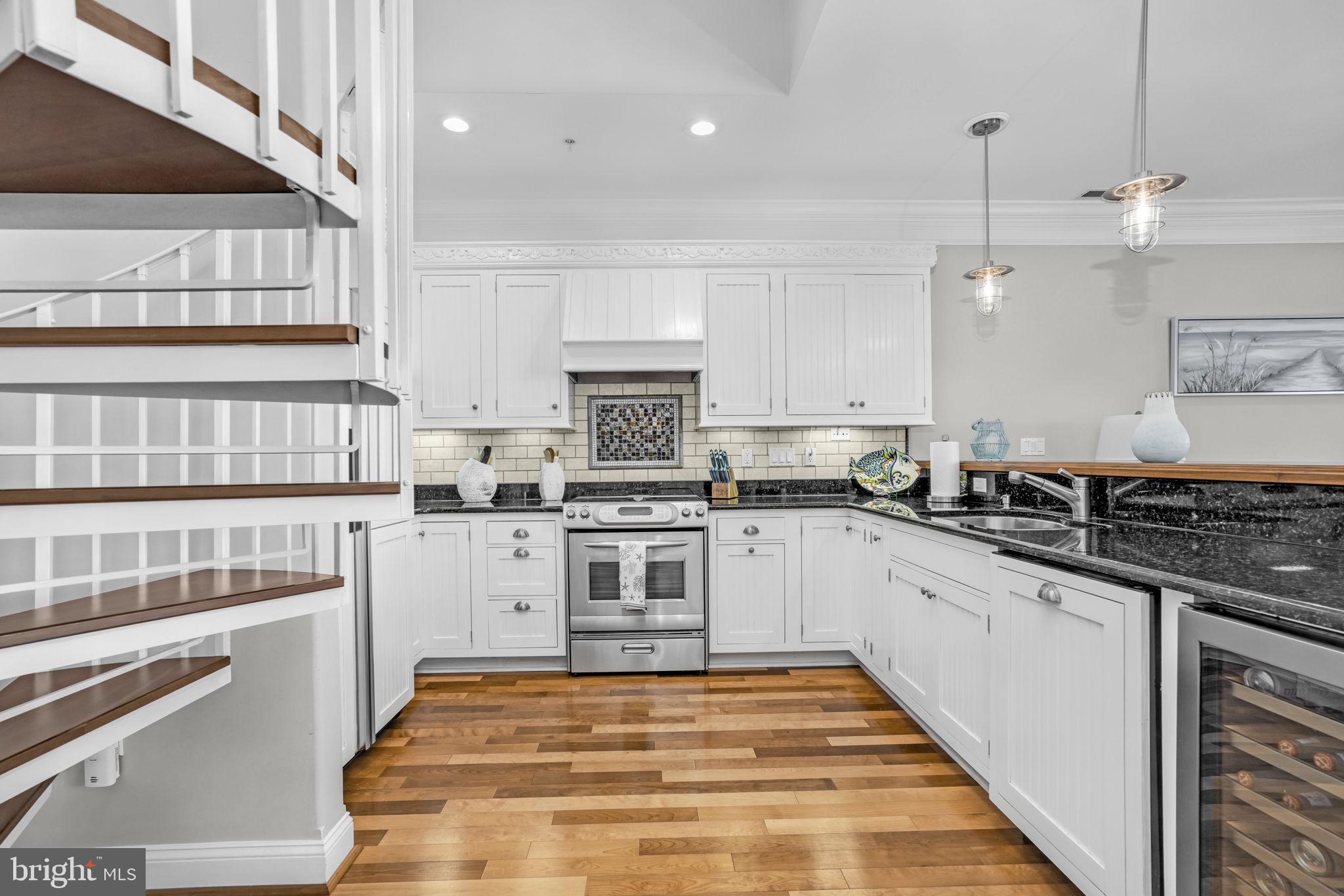 ESTATES AT INLET ISLE - Residential