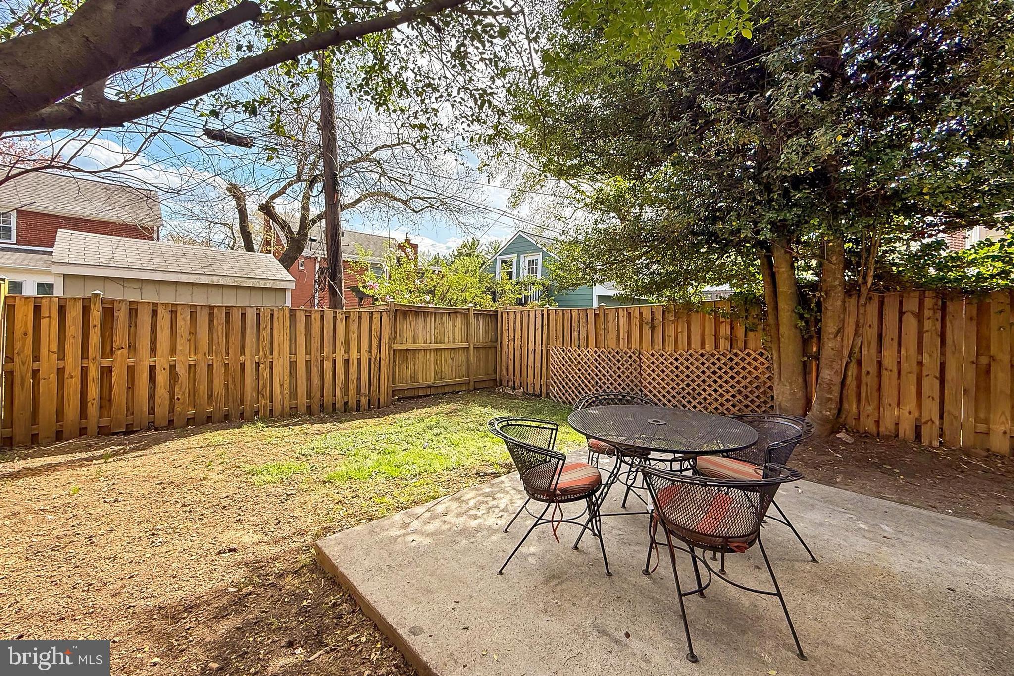 GLEBE MANOR - Residential