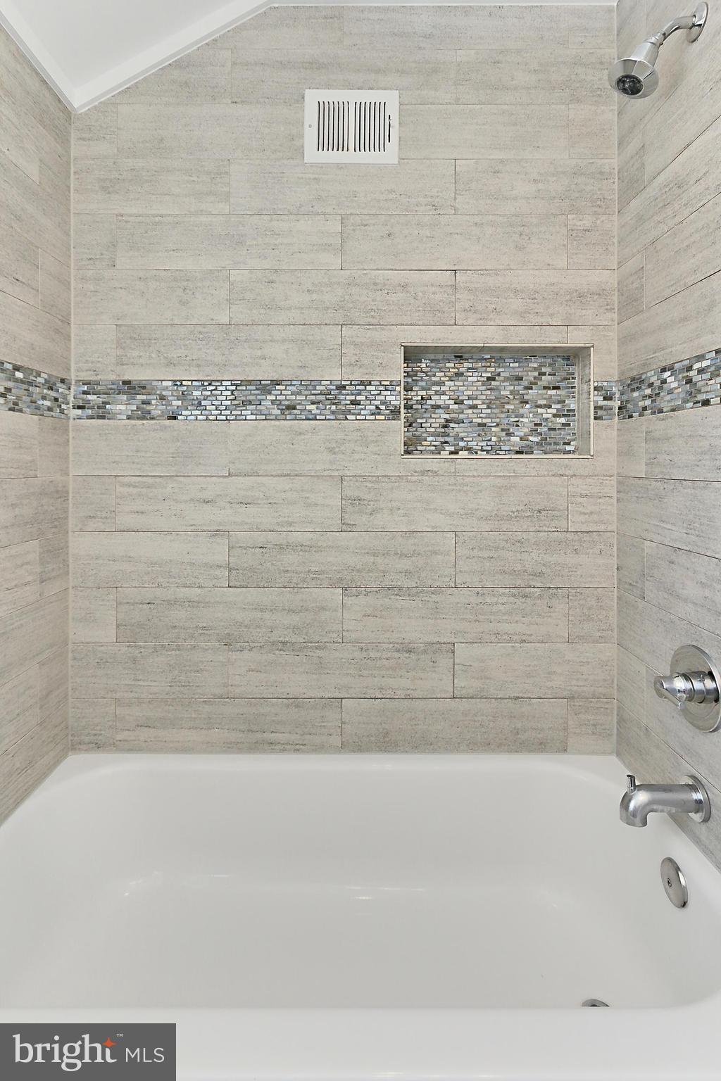 GLEBE MANOR - Residential