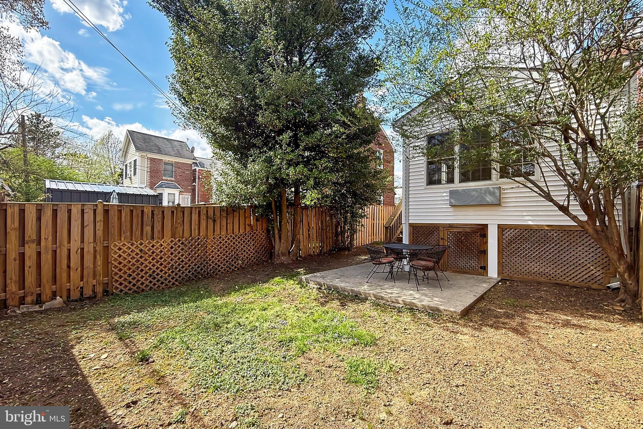 GLEBE MANOR - Residential