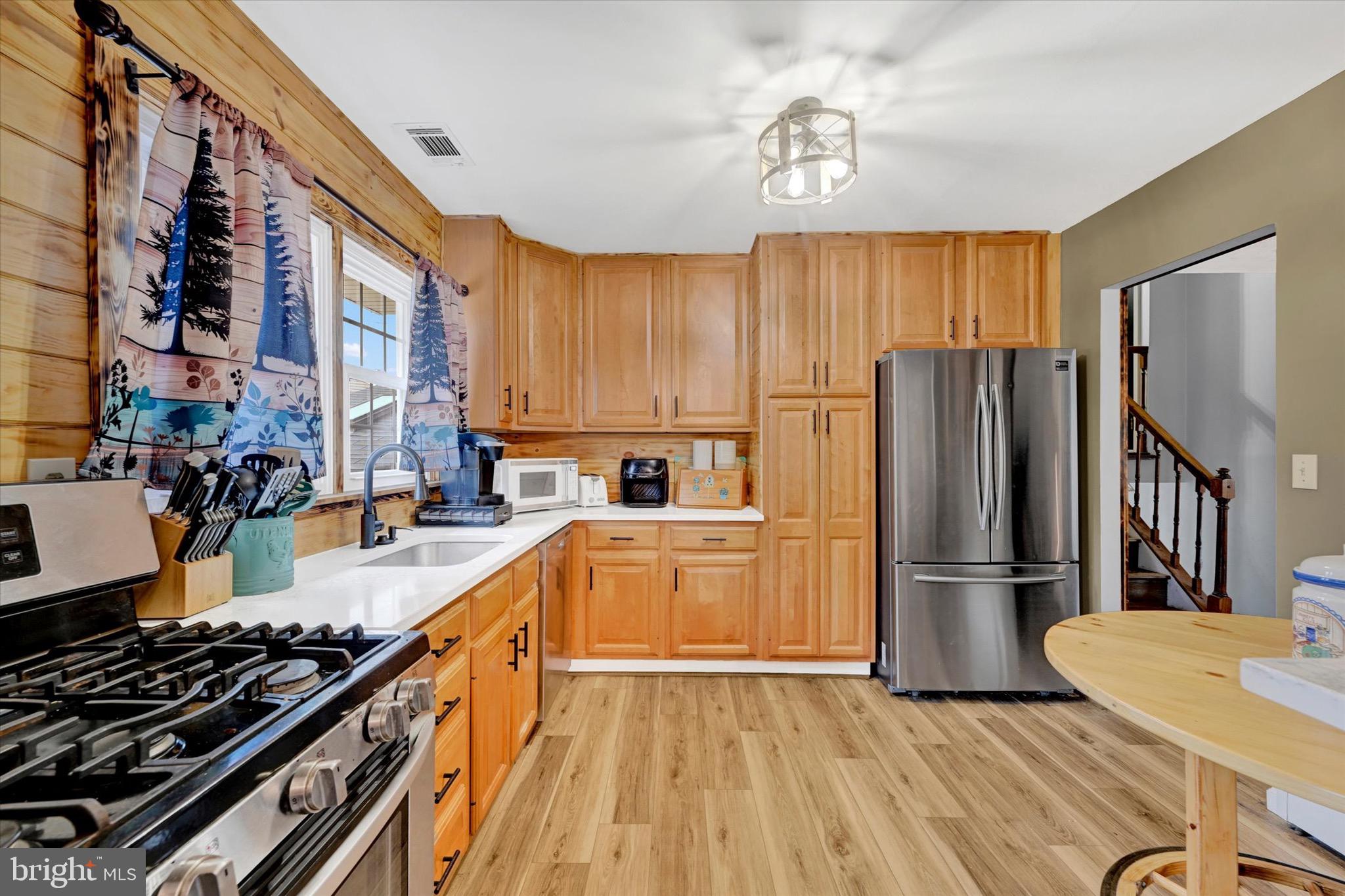 WYNNEWOOD - Residential