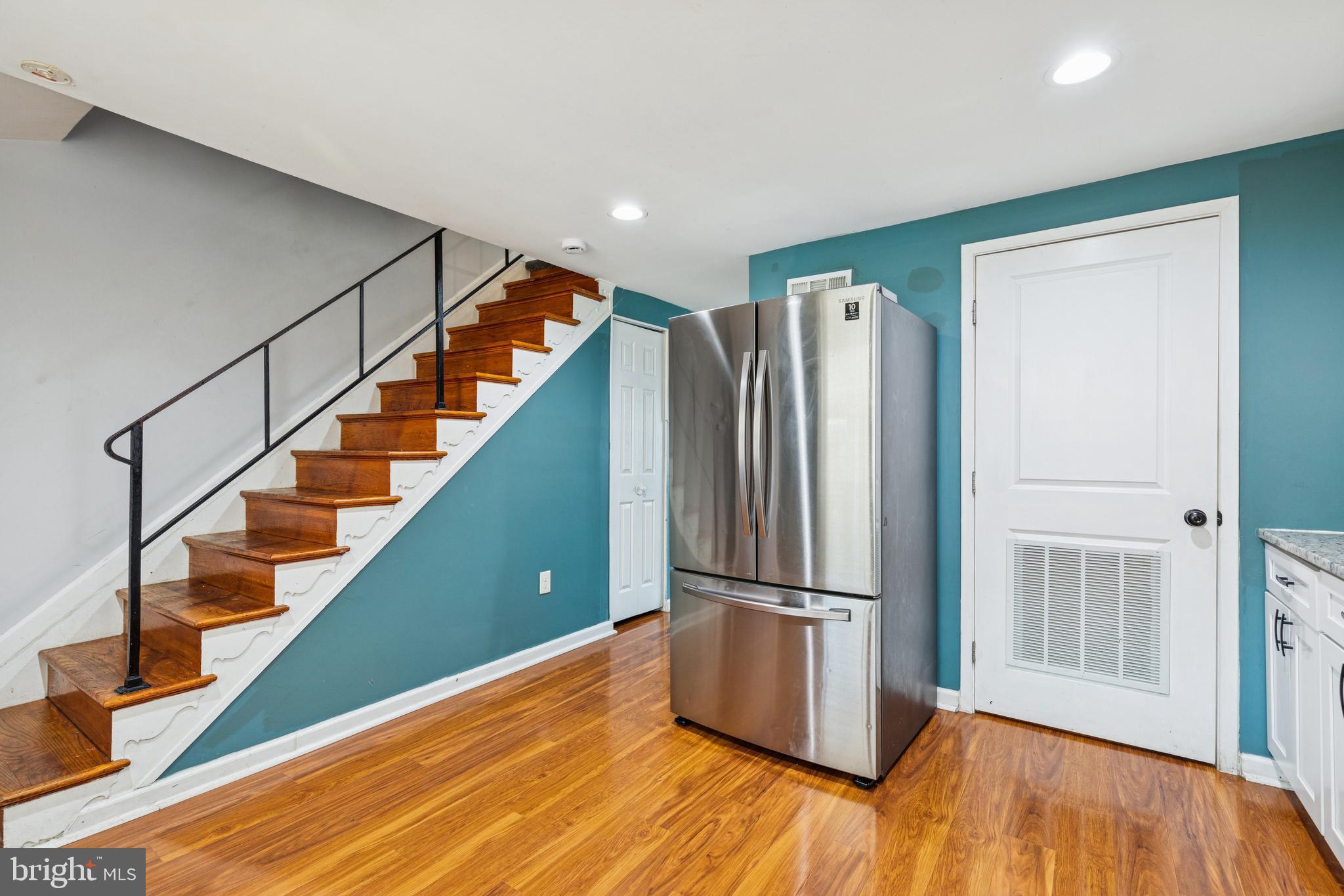 NORTH POINT VILLAGE - Residential