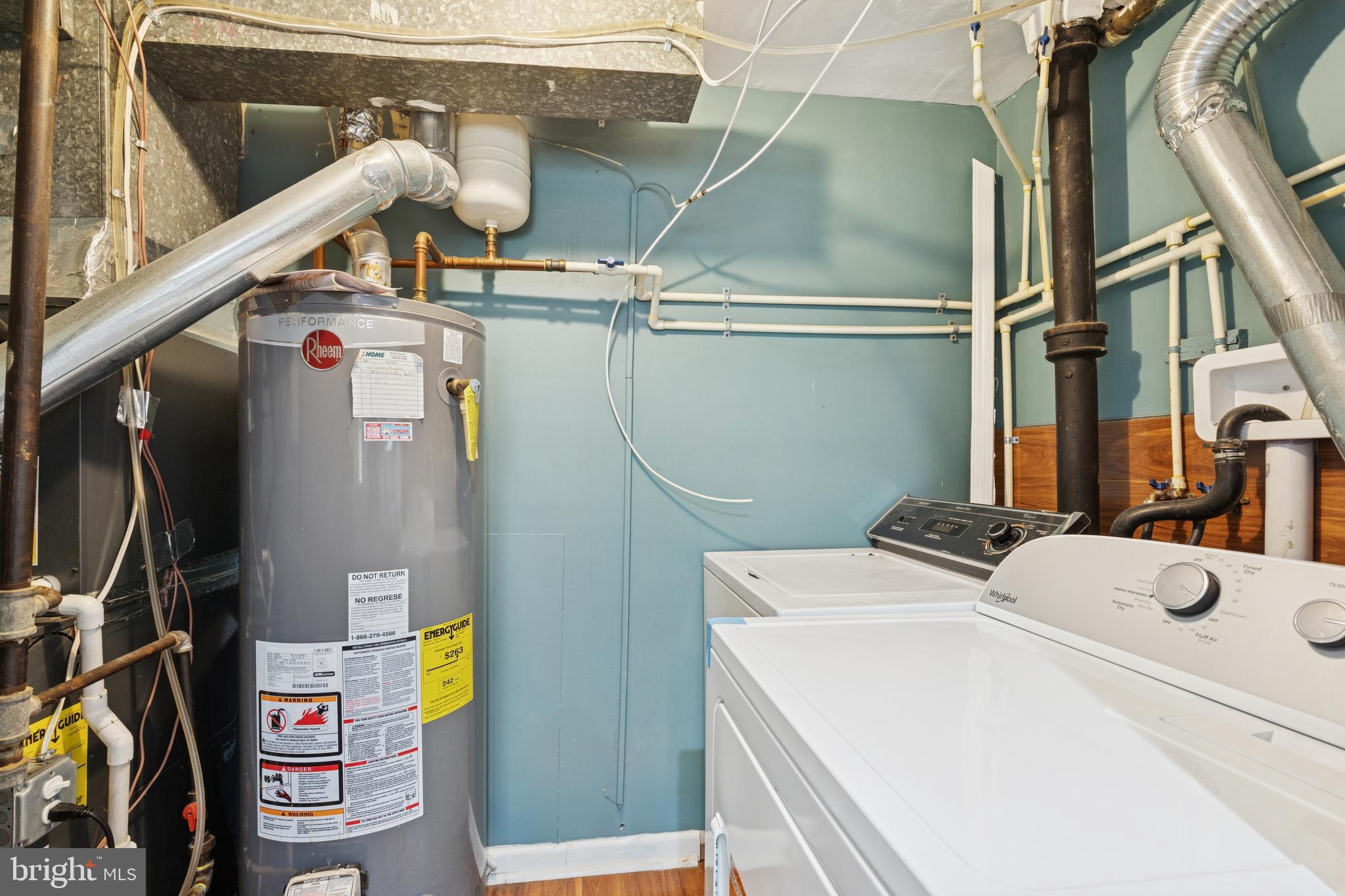 NORTH POINT VILLAGE - Residential